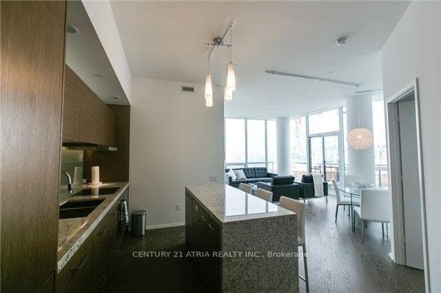 45 Charles Street Unit 5308 photo 4