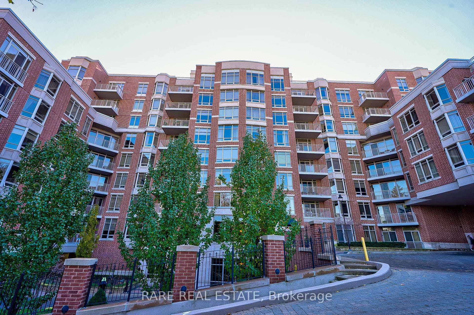 10101 Yonge Street Unit 320 photo 3