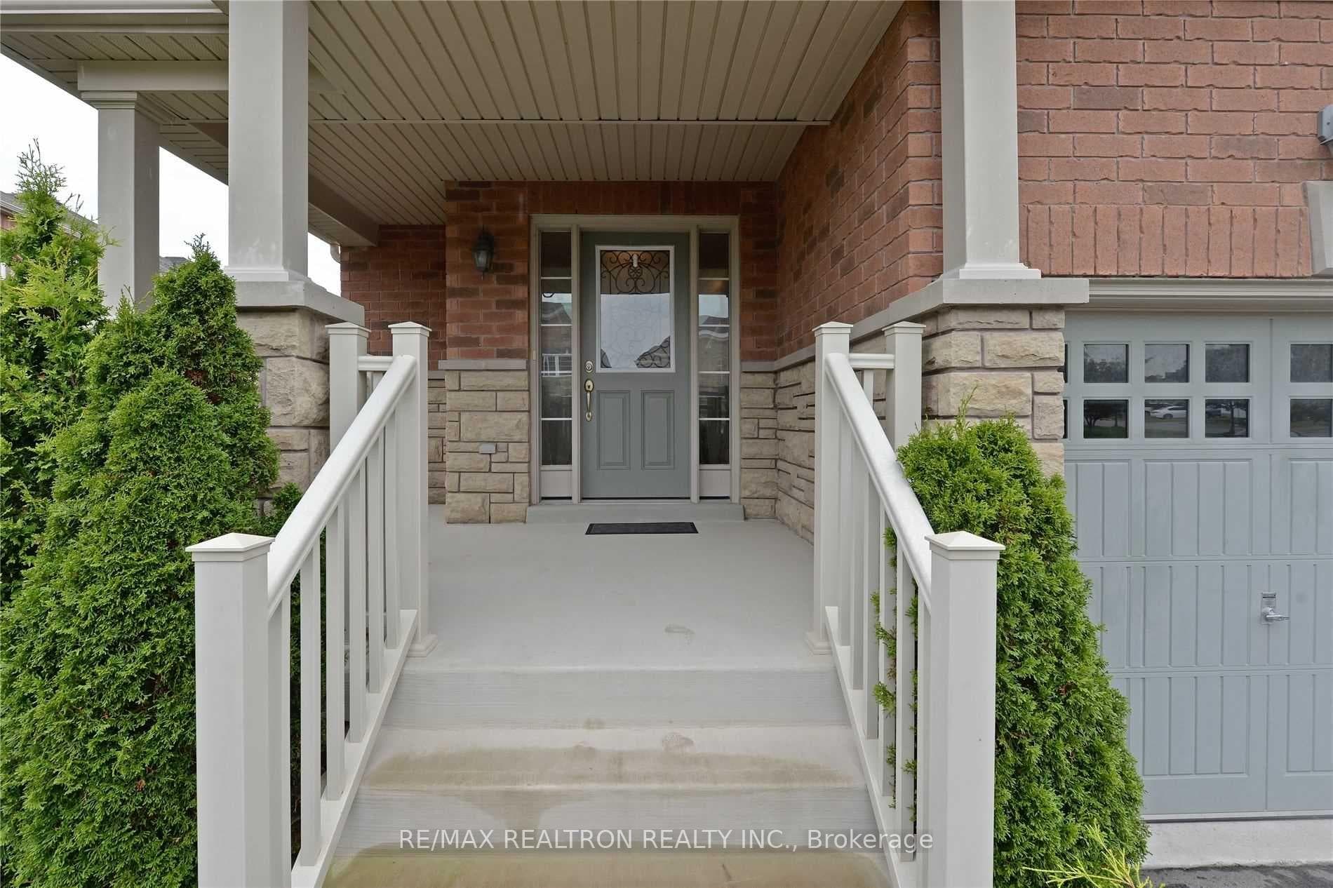 1684 Gower Drive photo 2