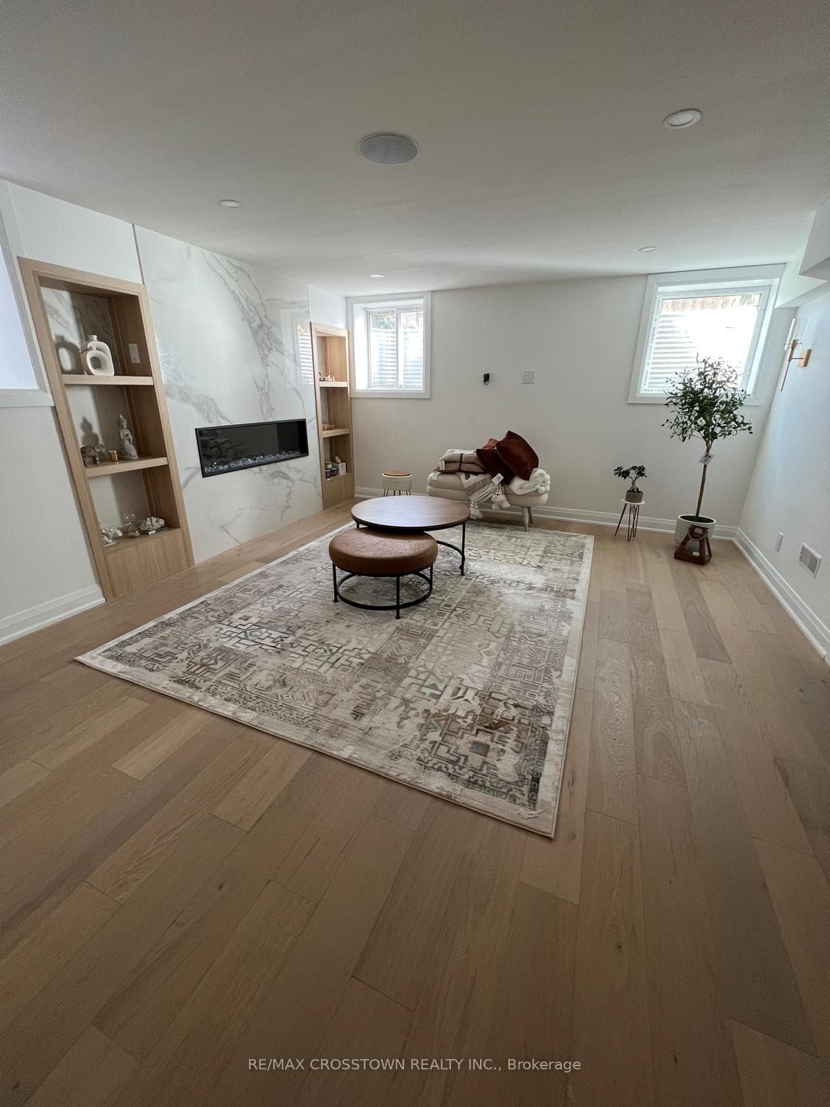 492 Greenwood Drive Unit B photo 14