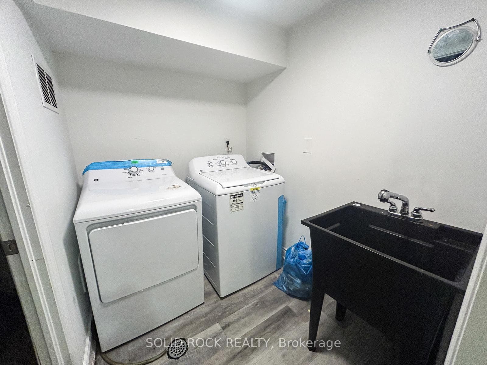 100 Quigley Road Unit 143 photo 30