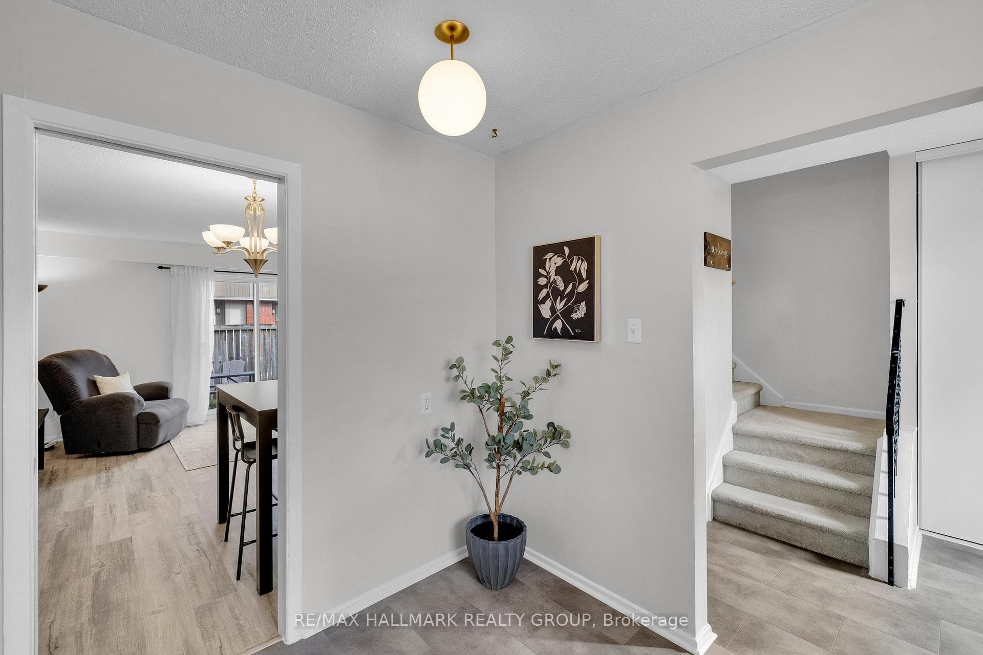 479 Moodie Drive Unit B photo 9