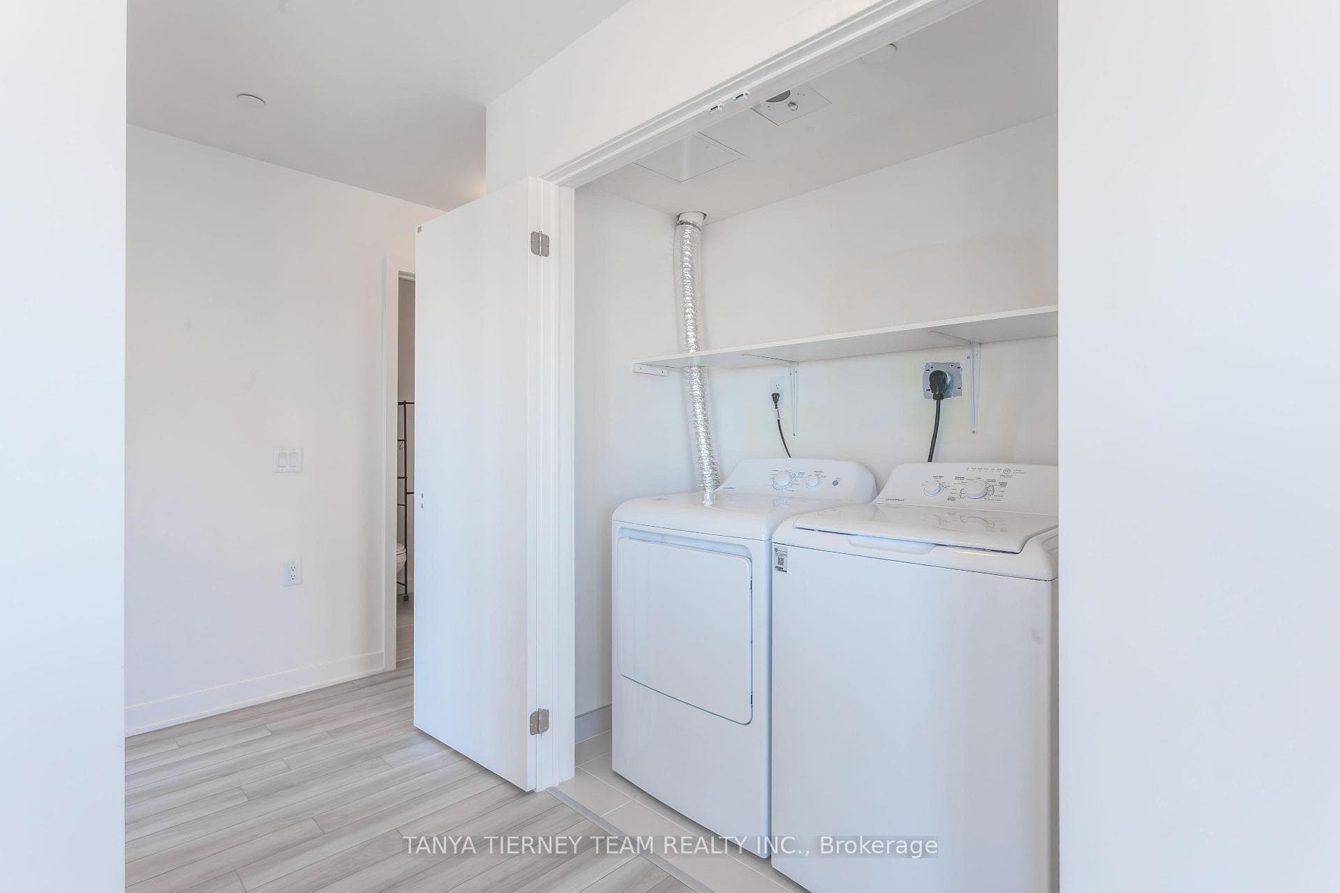 55 Clarington Boulevard Unit 608 photo 25