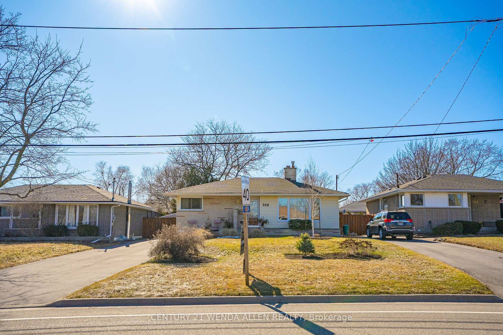 560 Central Park Boulevard photo 4