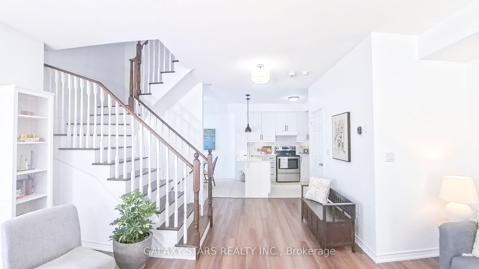 1050 Elton Way Unit 8 photo 5