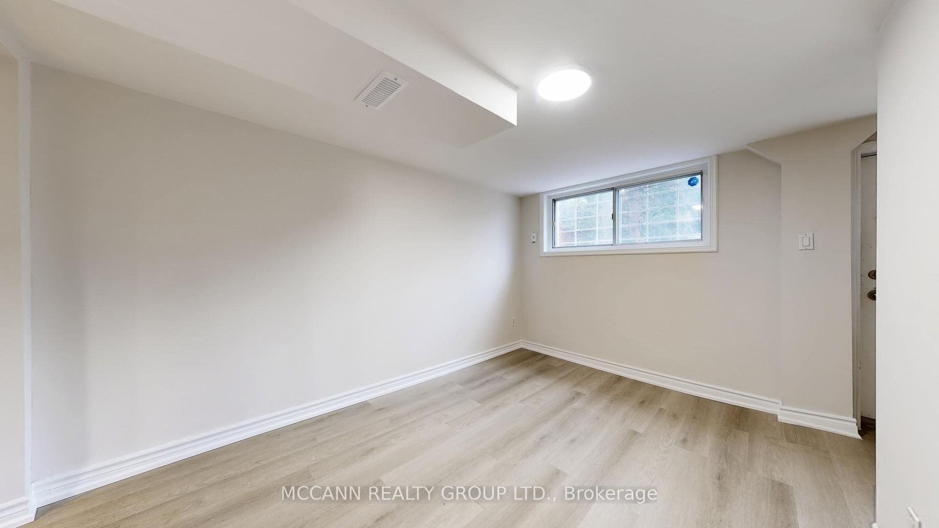 496 Northcliffe Boulevard photo 41