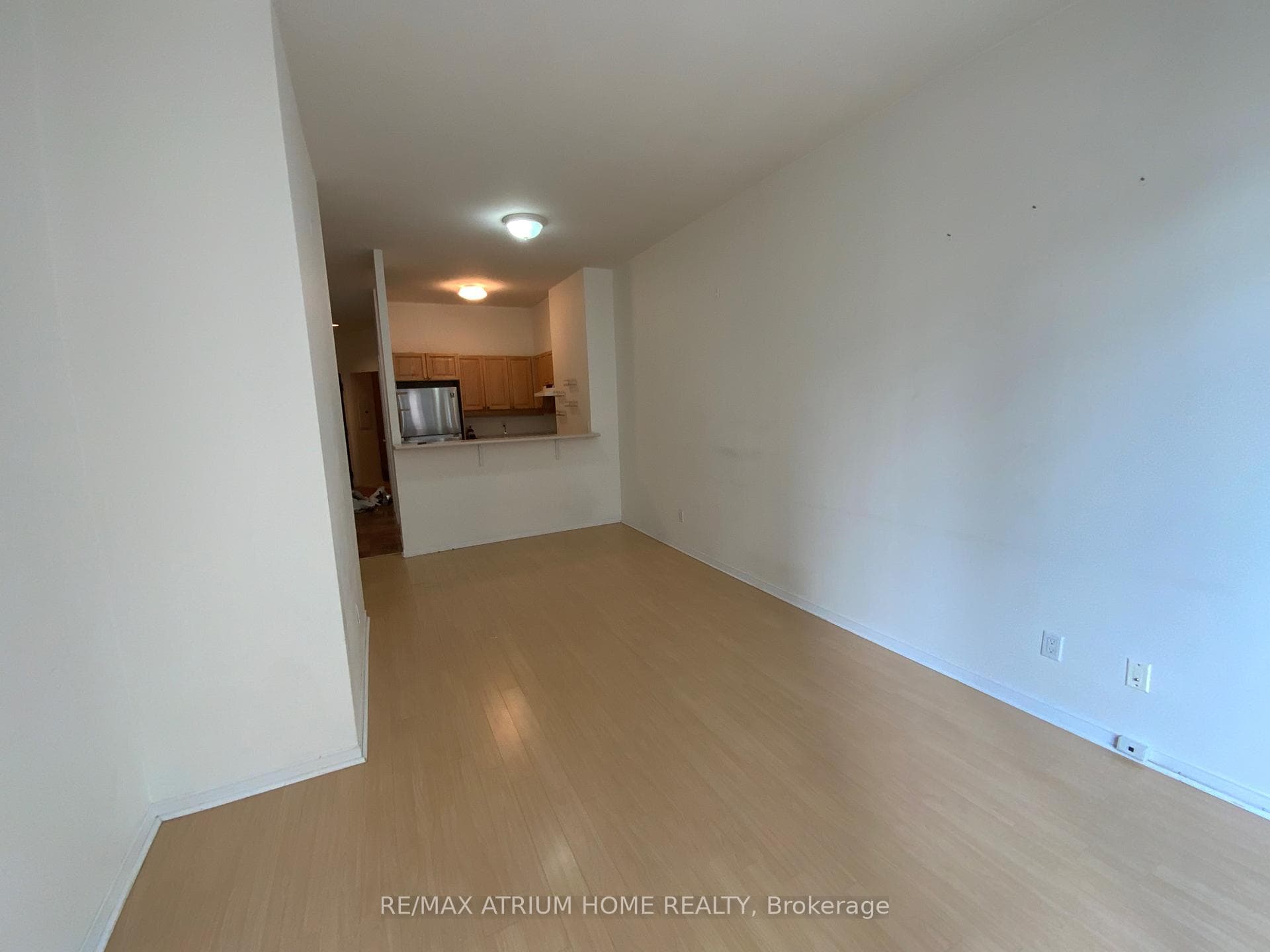 7 King Street Unit 1112 photo 8