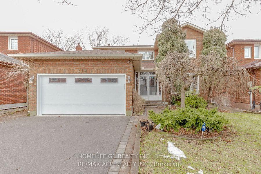 1319 Greenwood Crescent photo 34