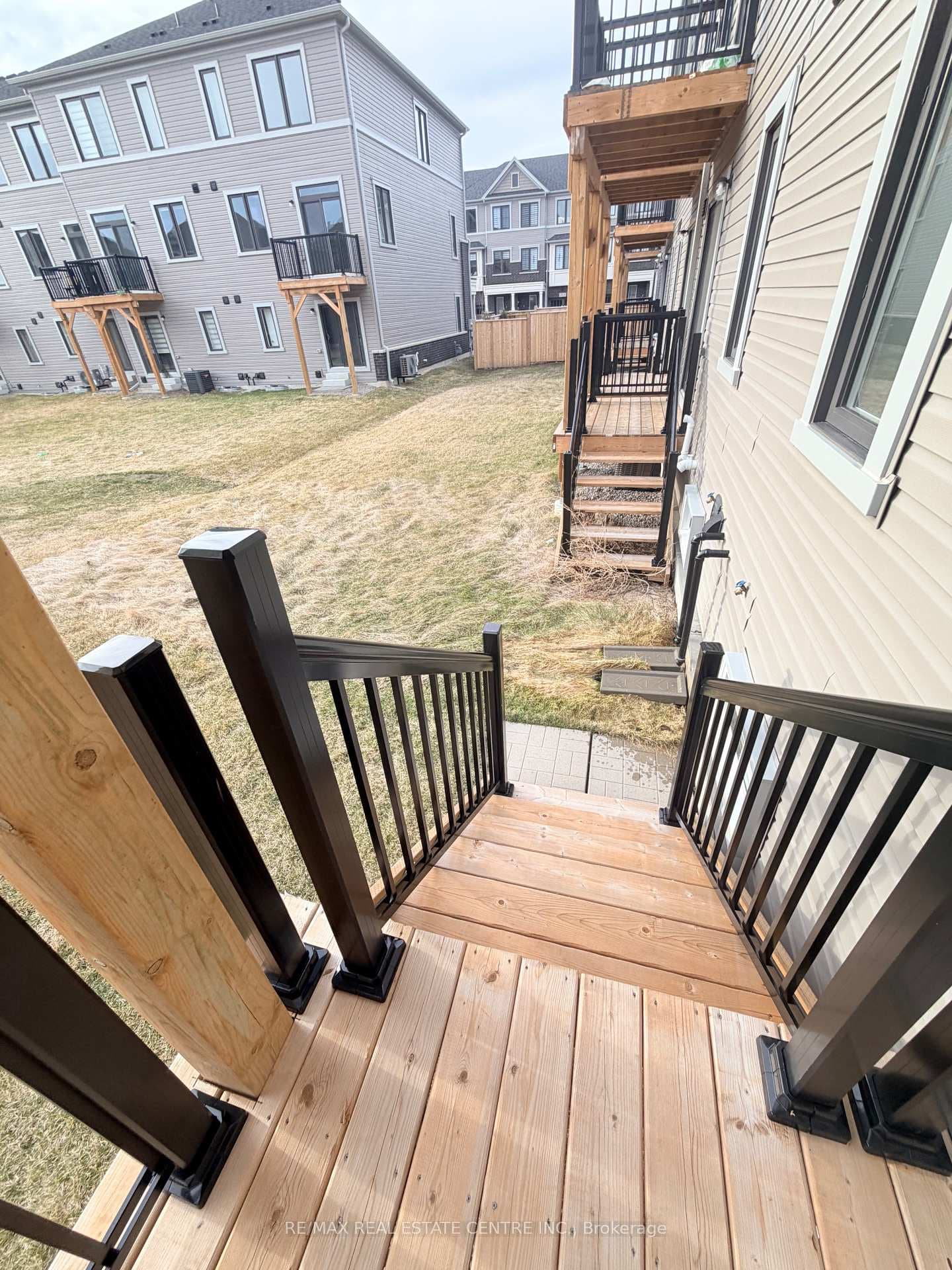 170 Attwater Drive Unit 31 photo 9