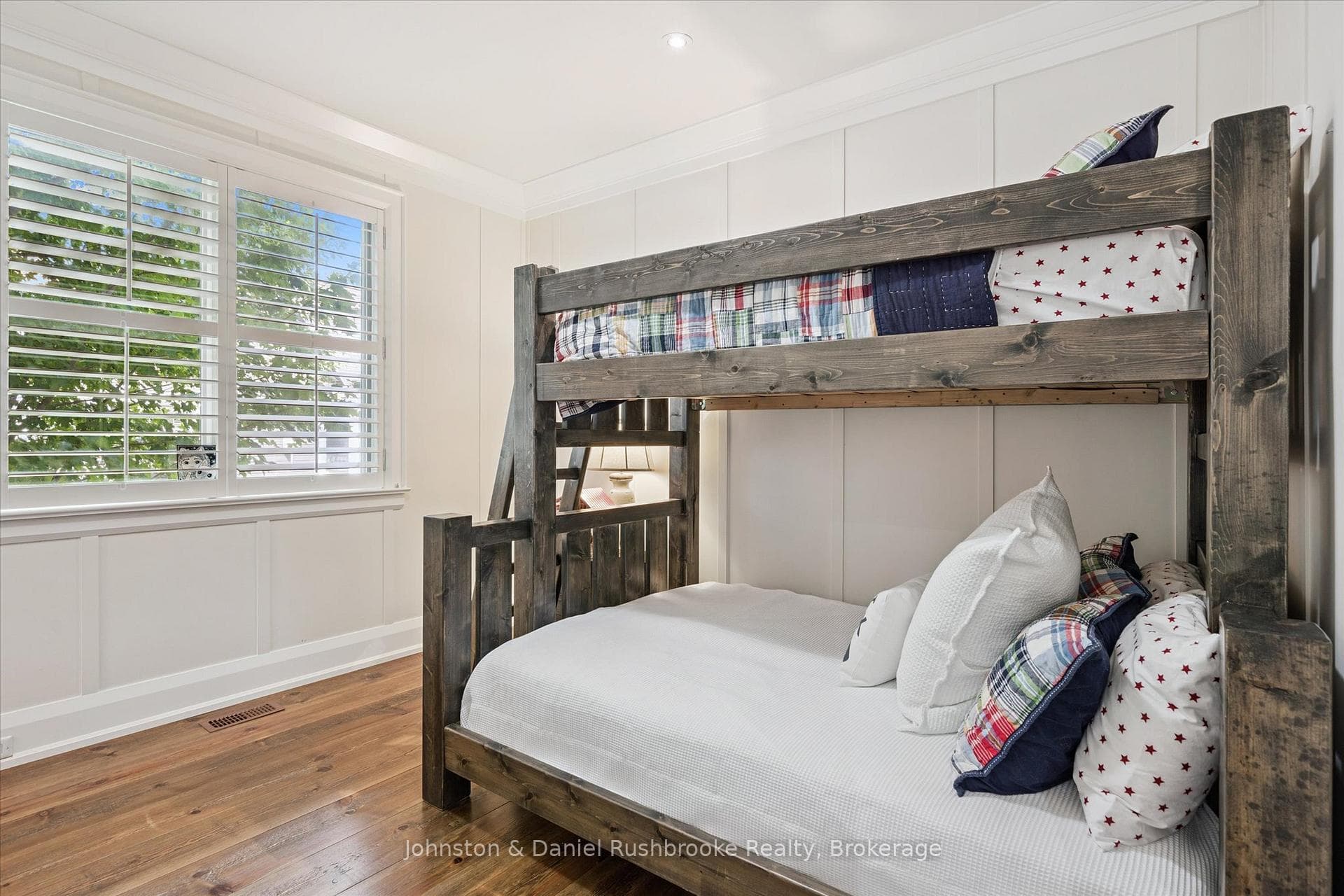2-1350 Stephens Bay Road photo 25