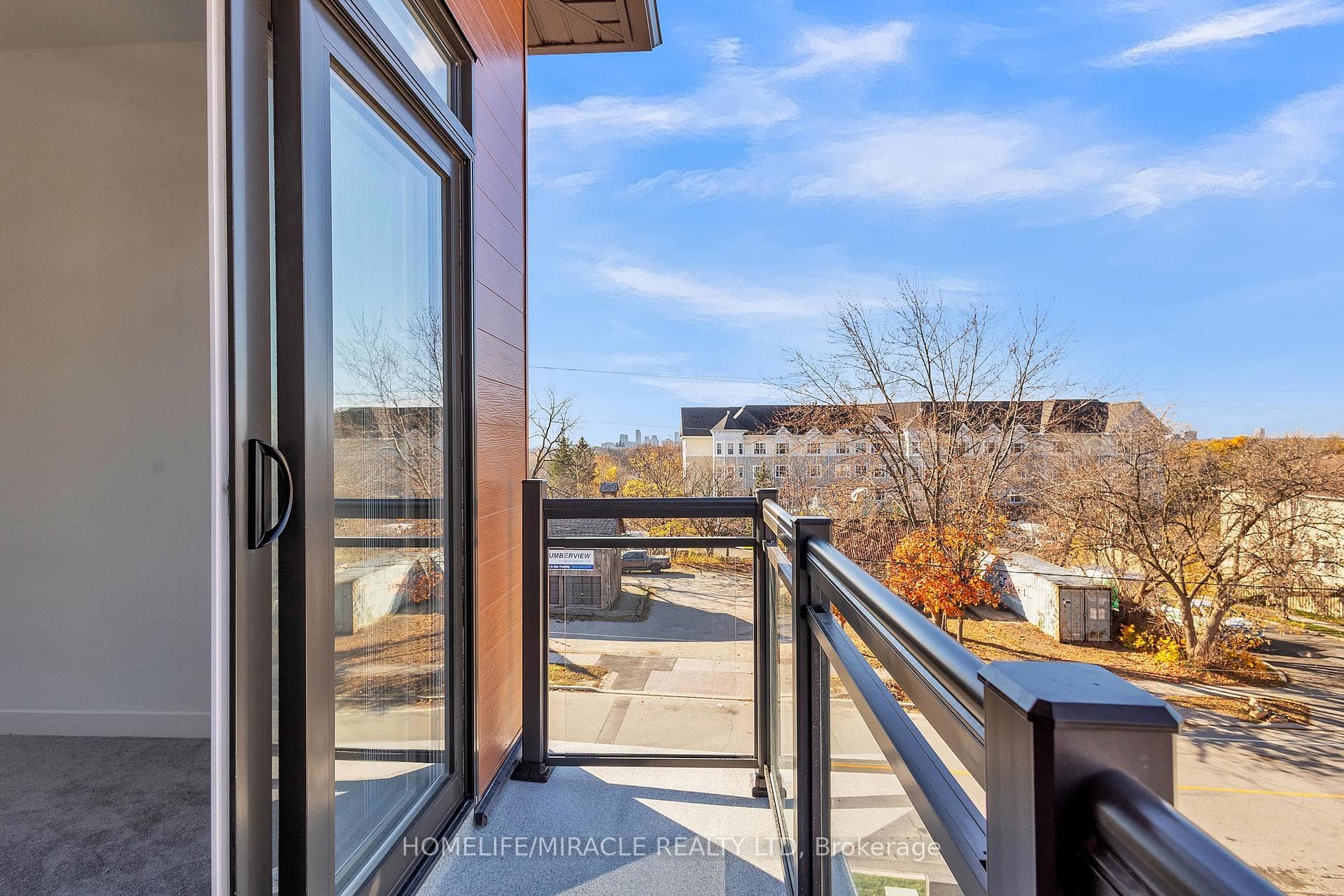 4015 Hickory Drive Unit 4 photo 26