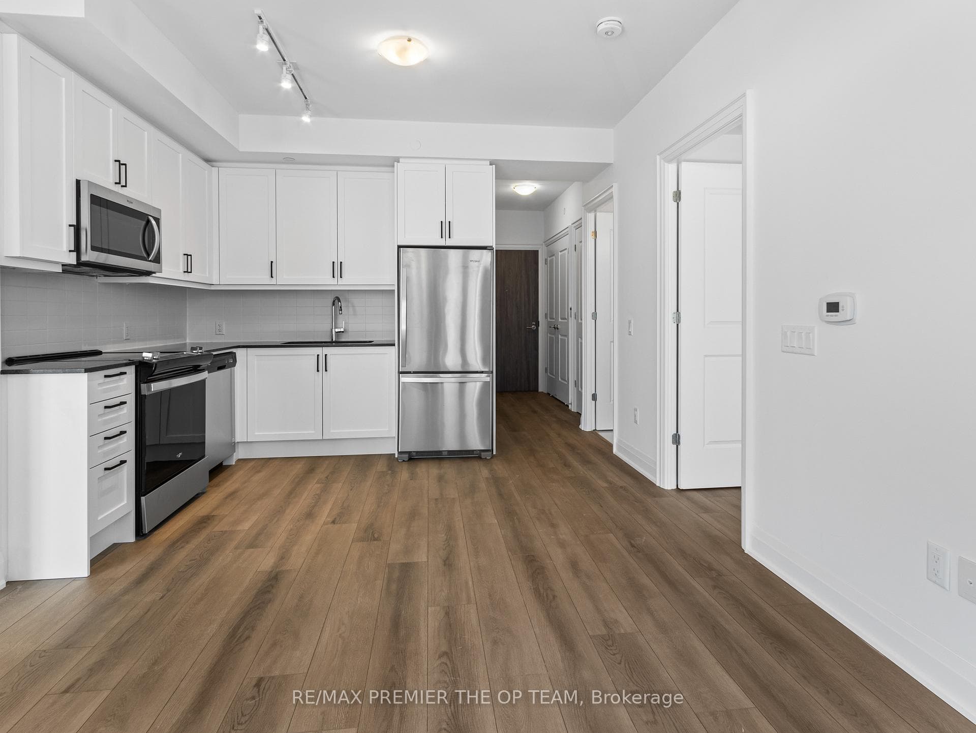 10 Gatineau Drive Unit 817 photo 7
