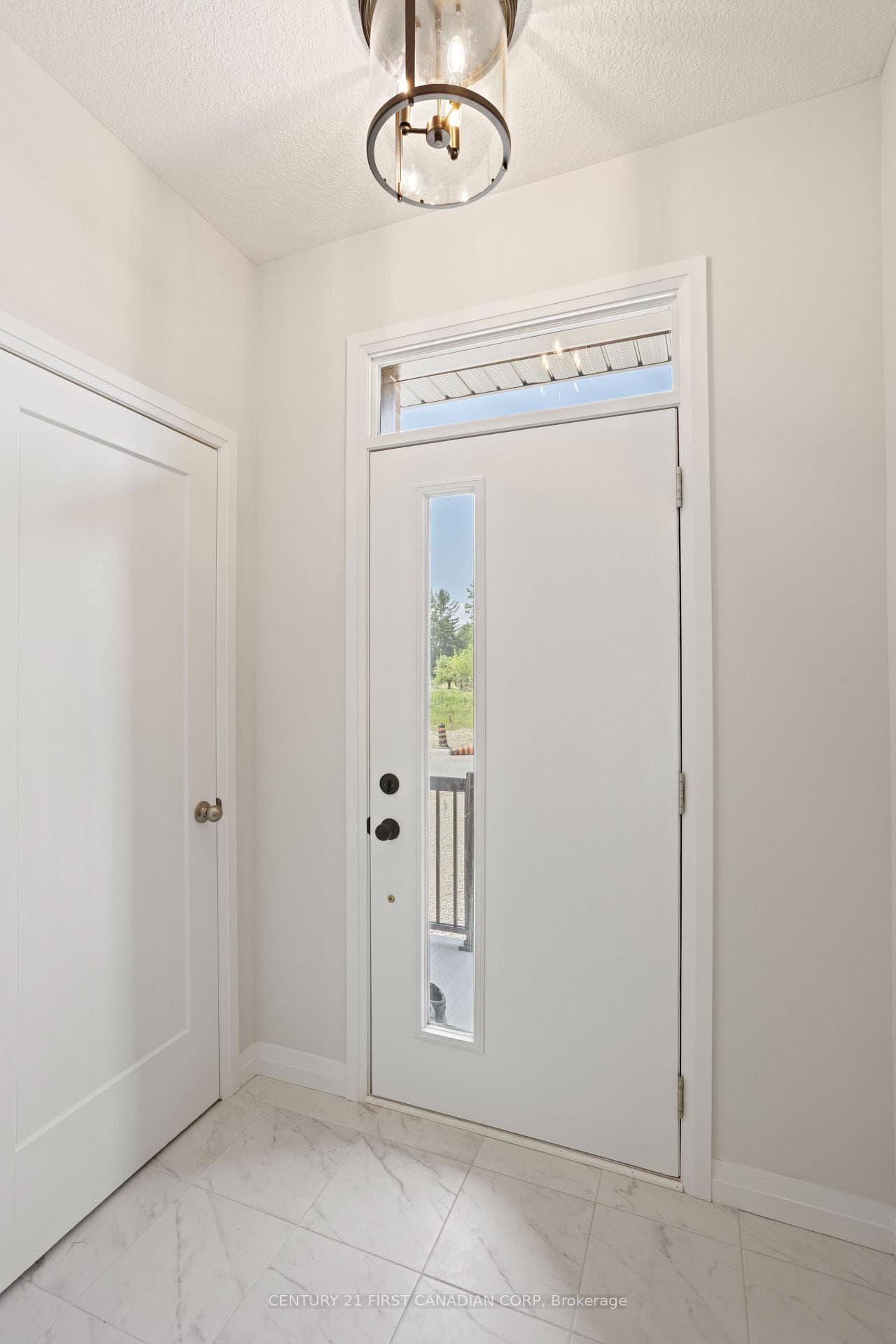 6981 Heathwoods Avenue photo 7