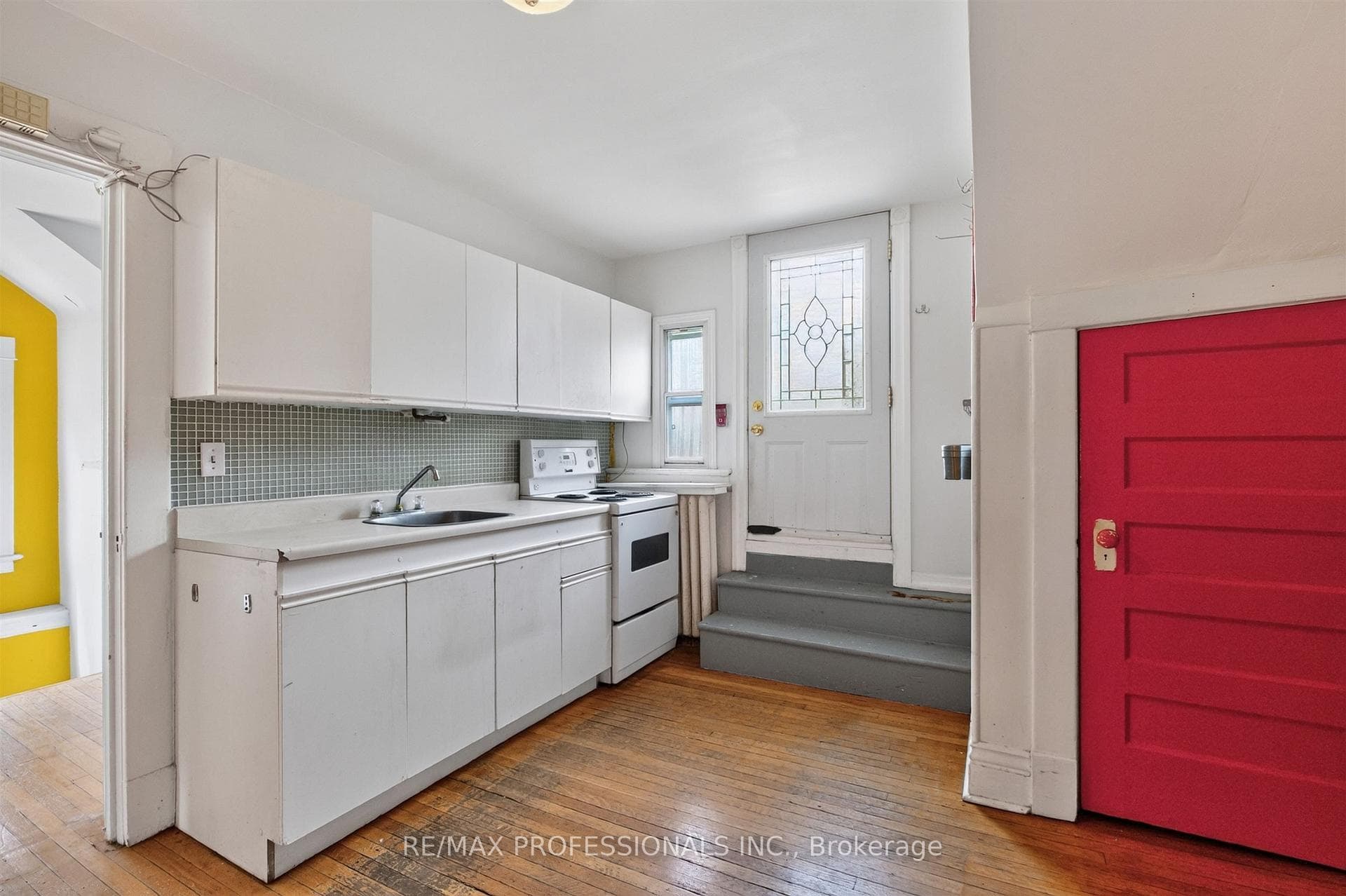 Unit 4-Third Floor 1 Bedroom