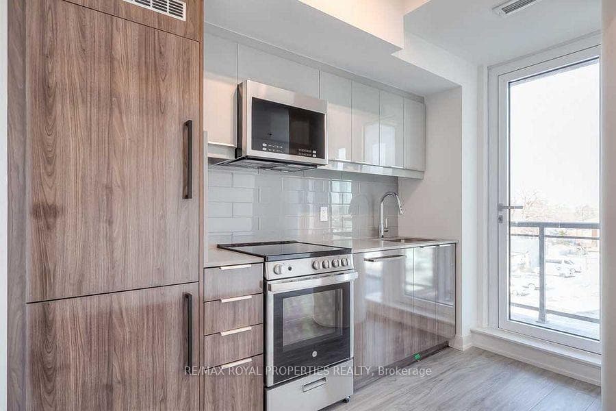 90 Glen Everest Road Unit 403 photo 10