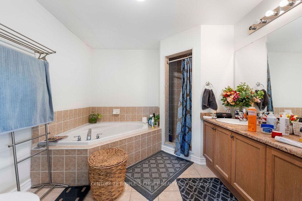 230 Paisley Boulevard Unit 40 photo 37