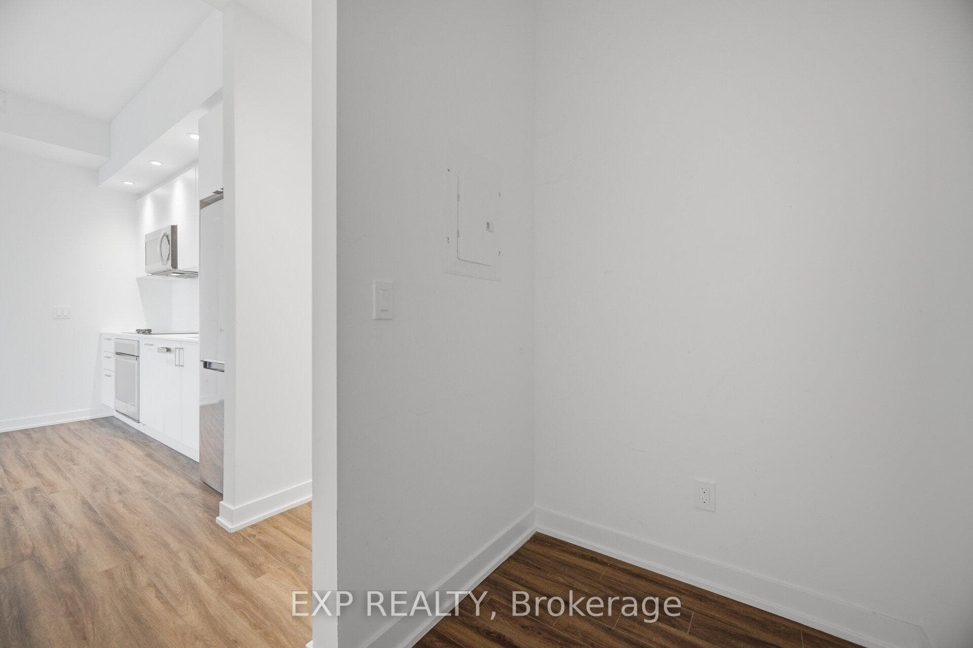 1928 Lake Shore Boulevard Unit 3202 photo 16