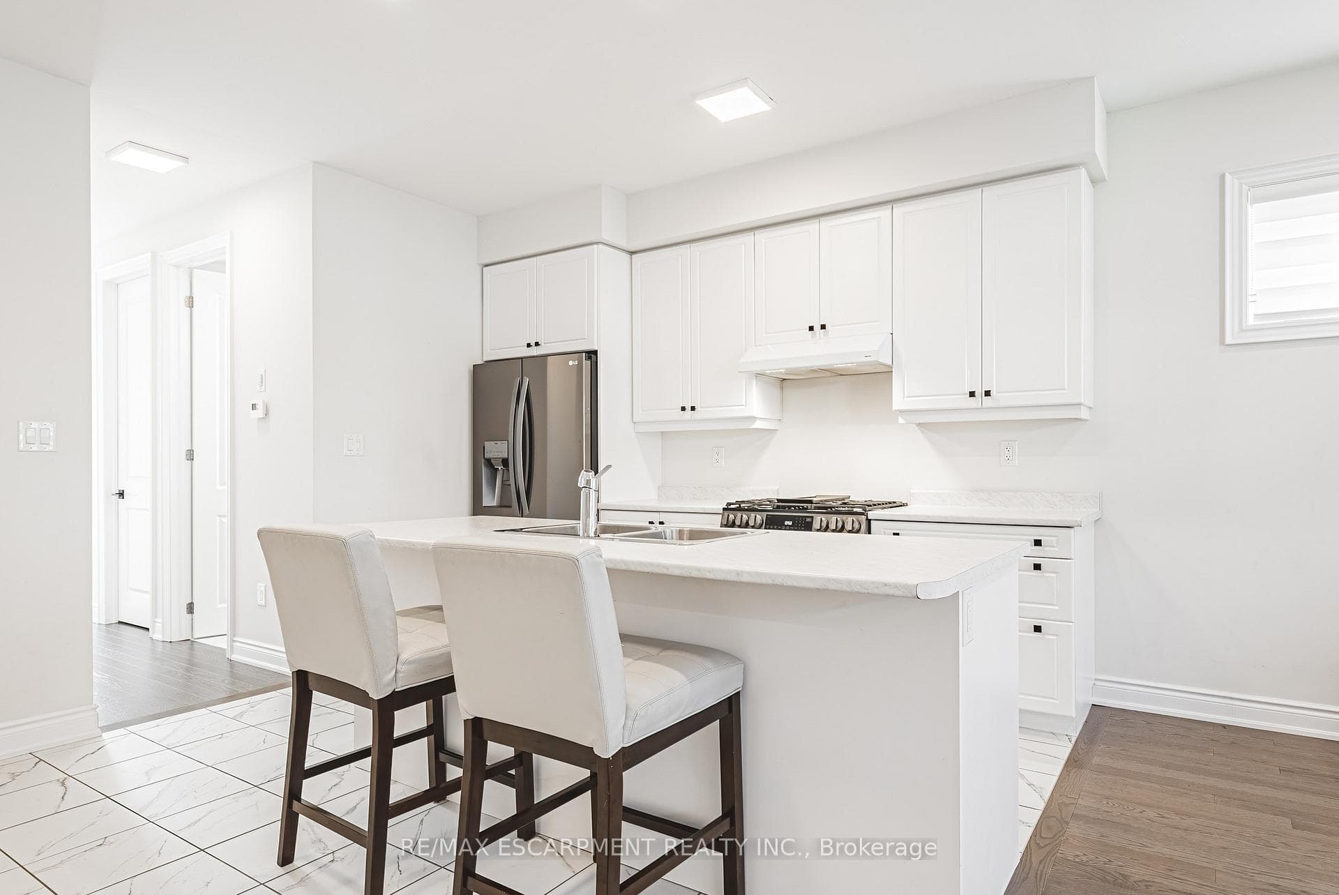 49 Richard William Drive photo 7