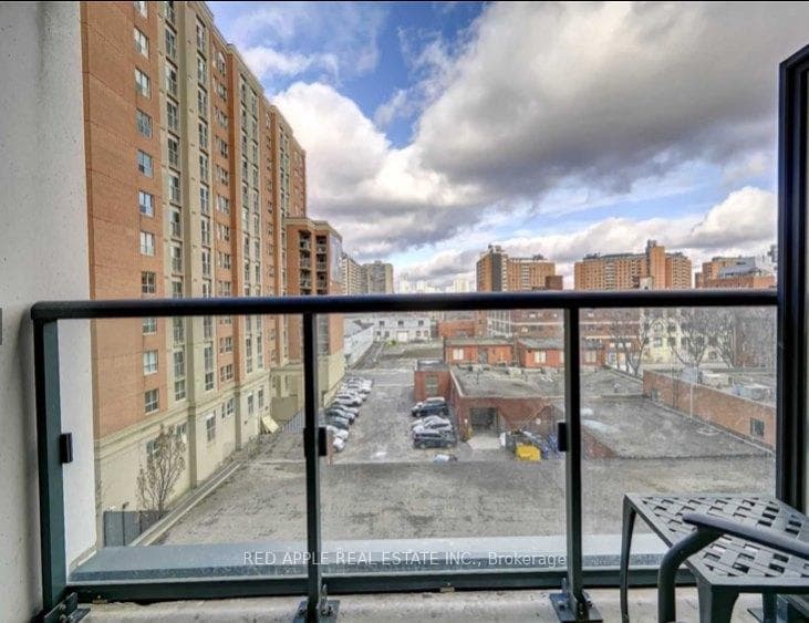 400 Adelaide Street Unit 716 photo 17