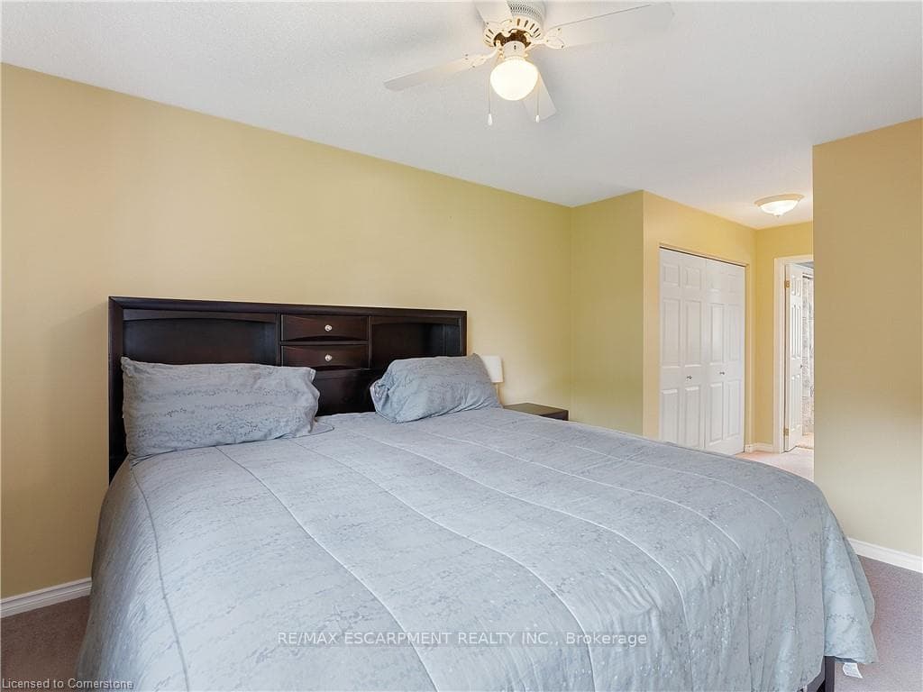 8 Marlow Avenue photo 21