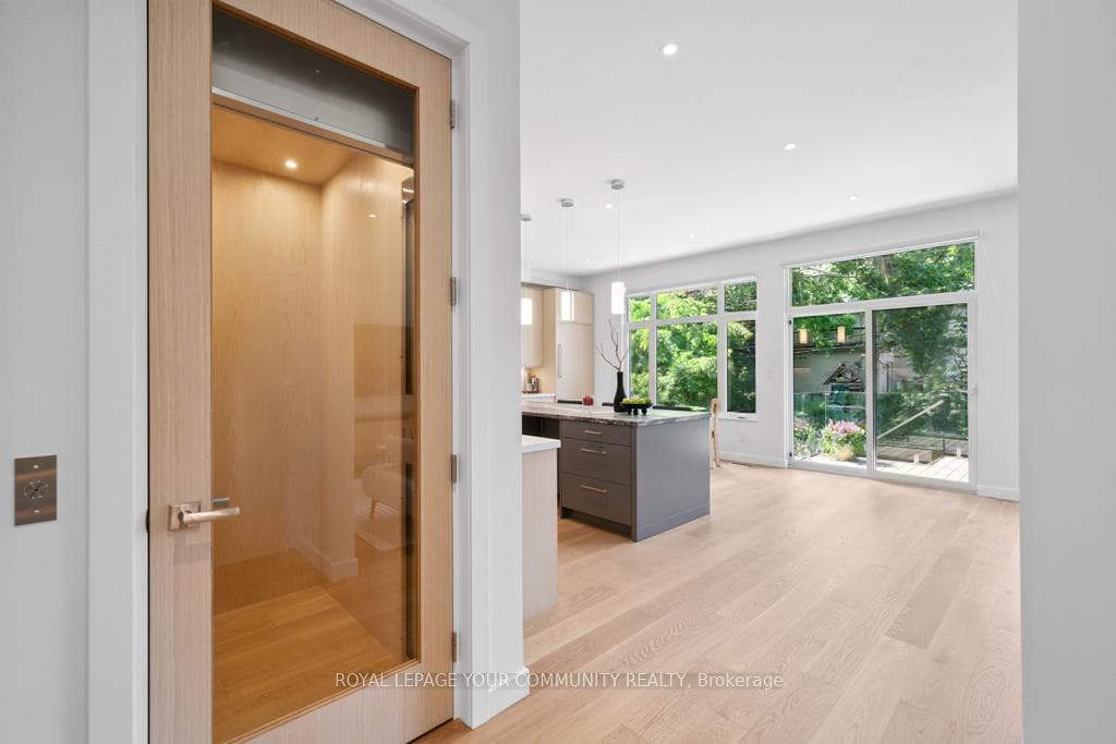 264 Joicey Boulevard photo 23