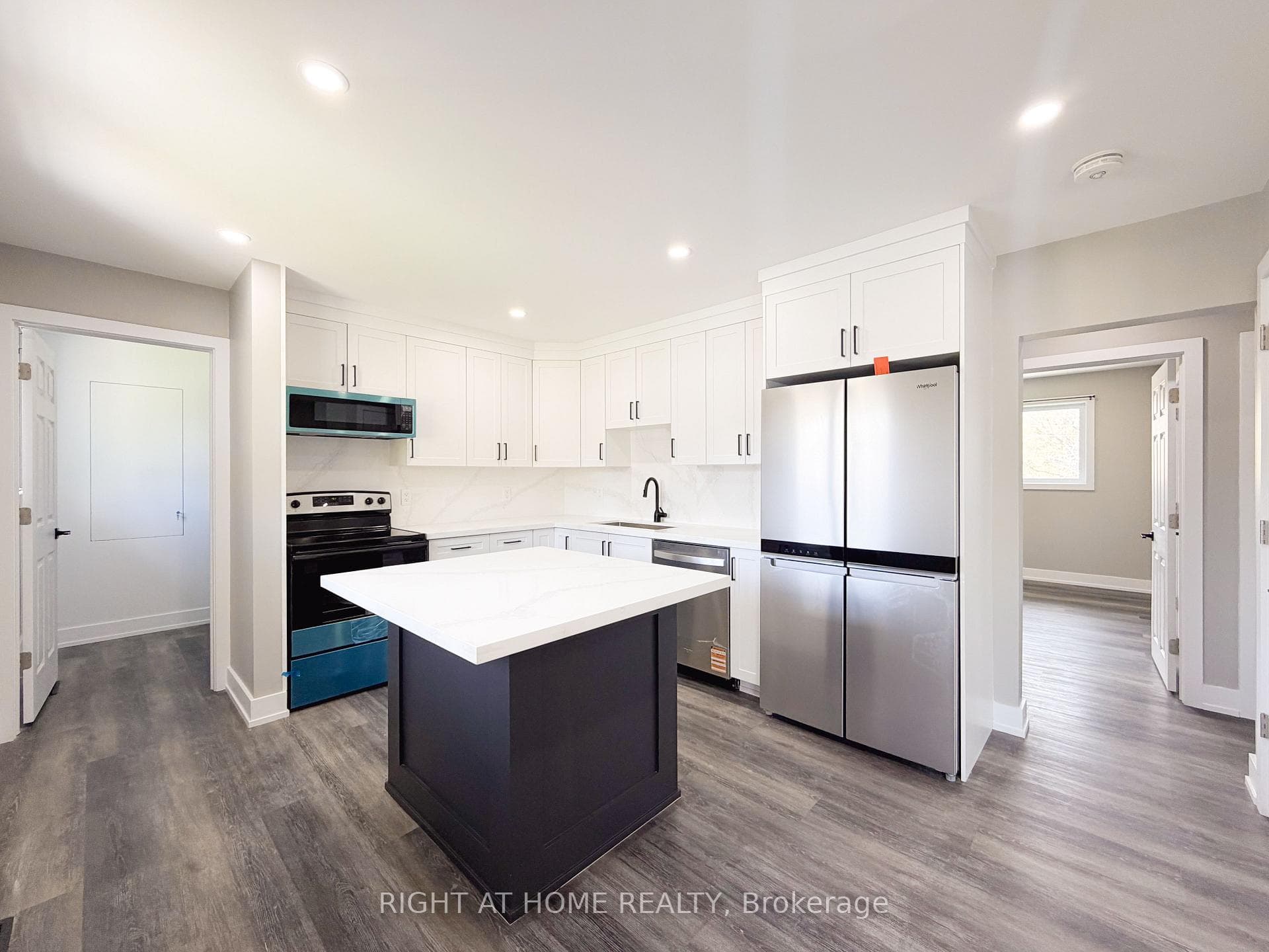 298 Dover Street Unit Upper photo 2