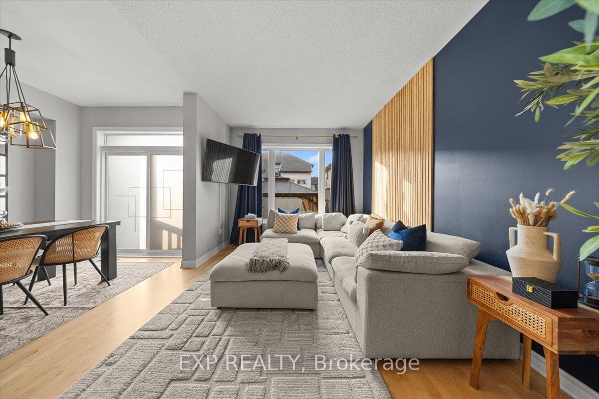 255 Shinleaf Crescent photo 17