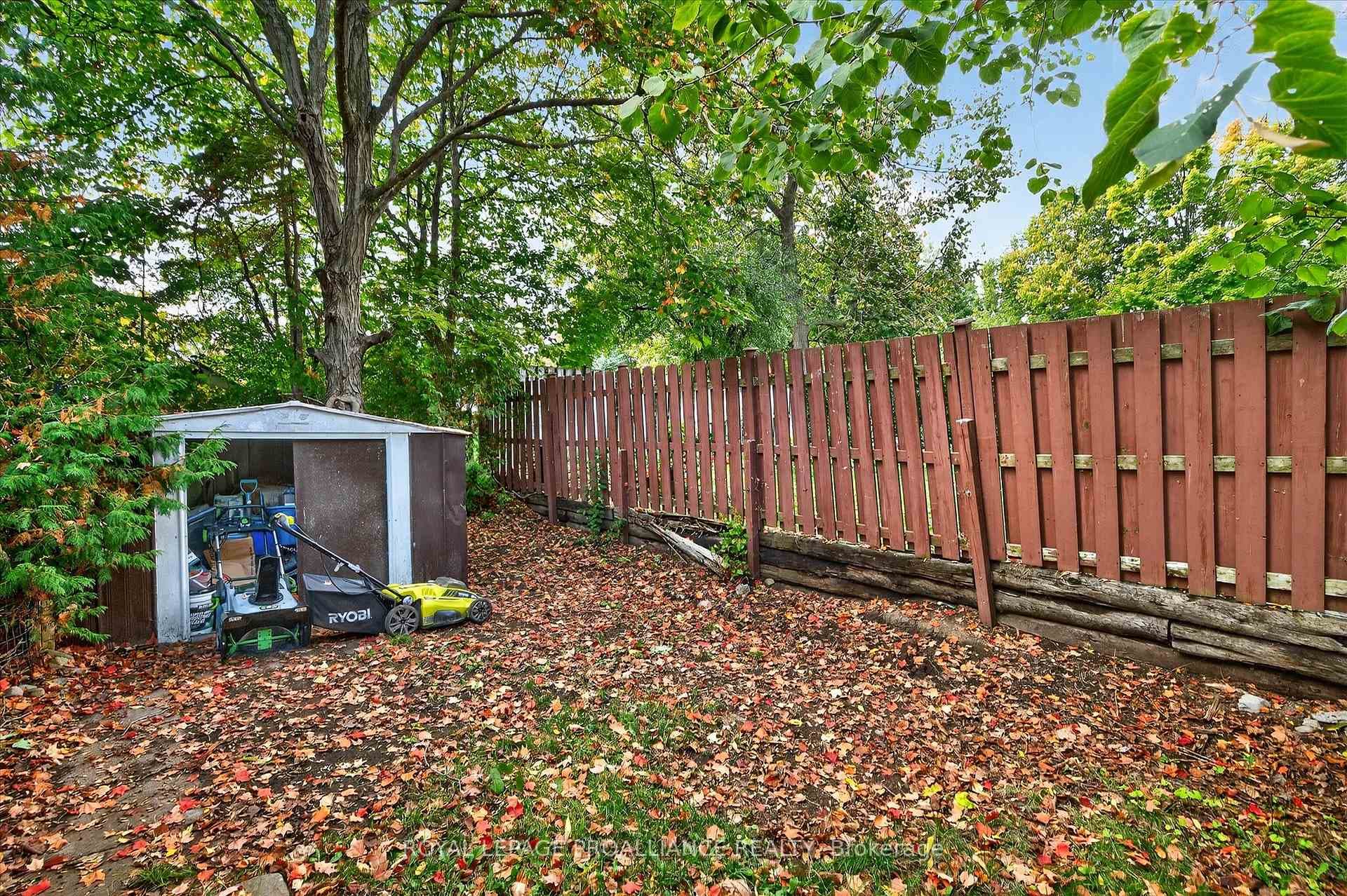 2 Seneca Road photo 34
