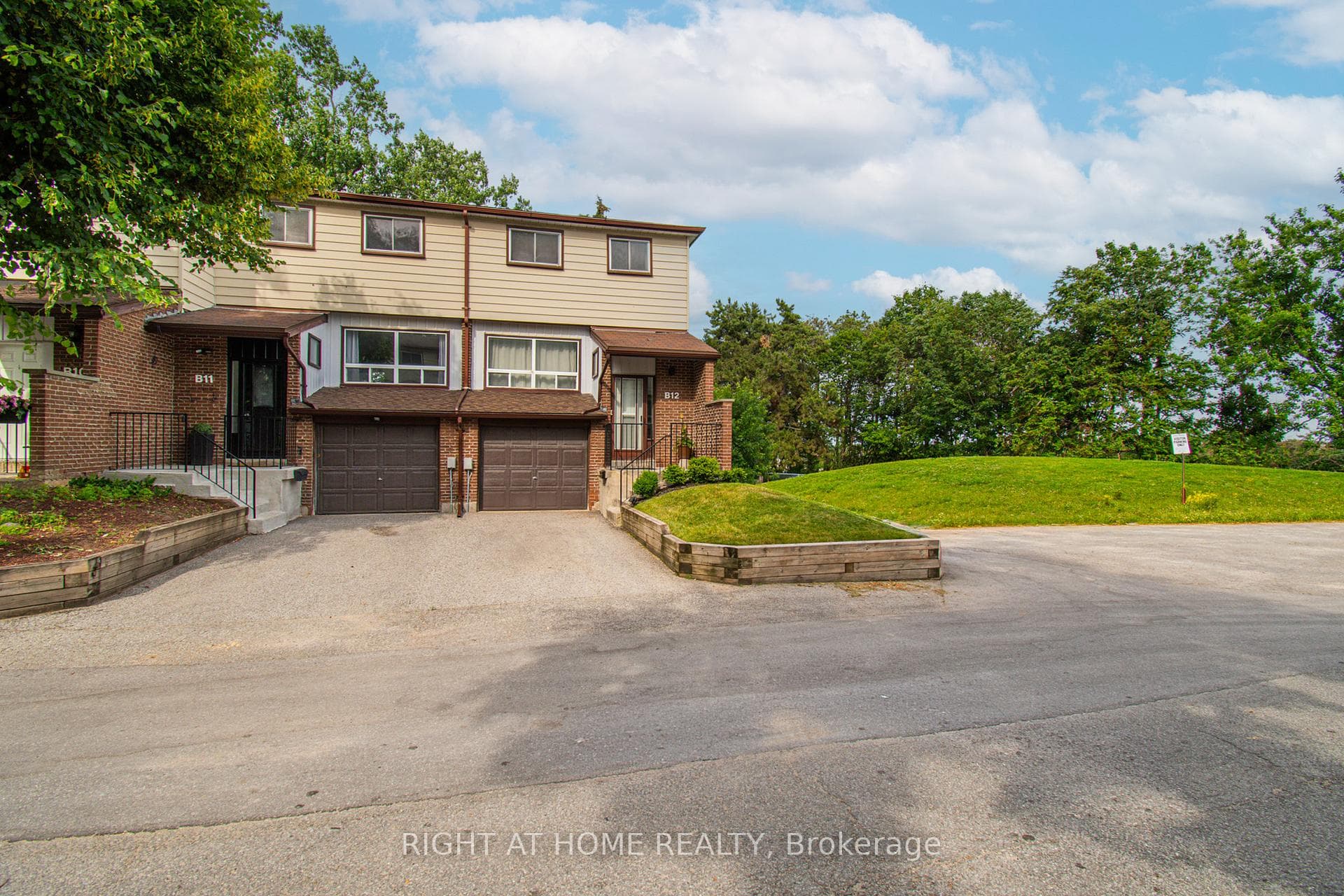 63 Ferris Lane Unit B12 photo 2