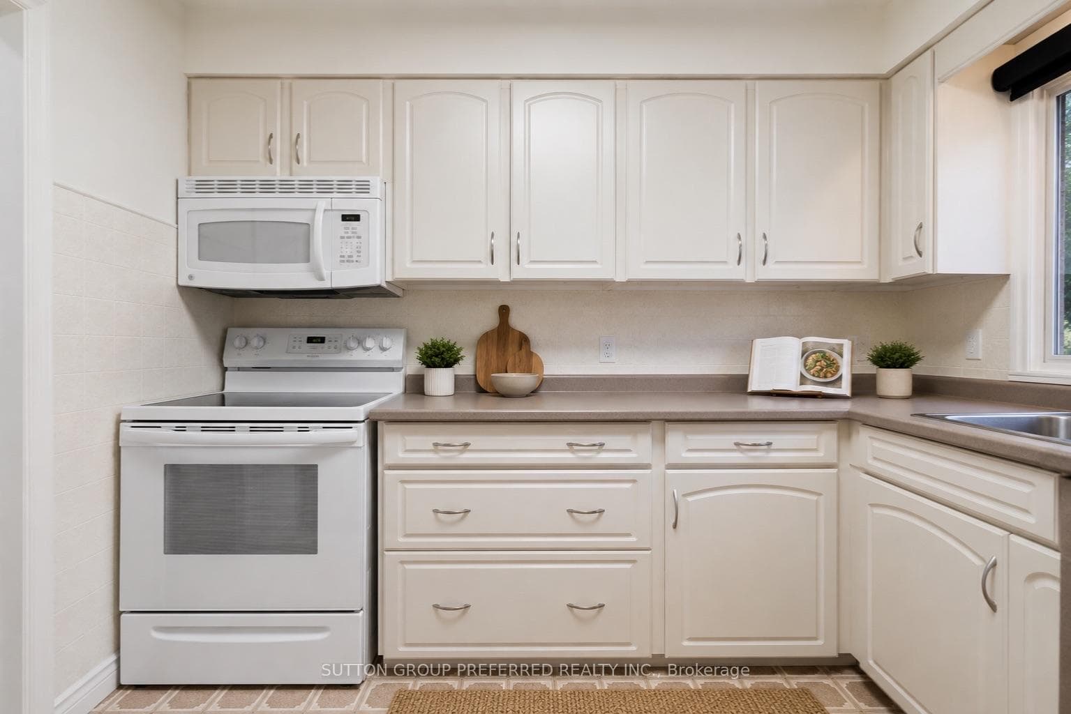 Kitchen - Virtually Staged