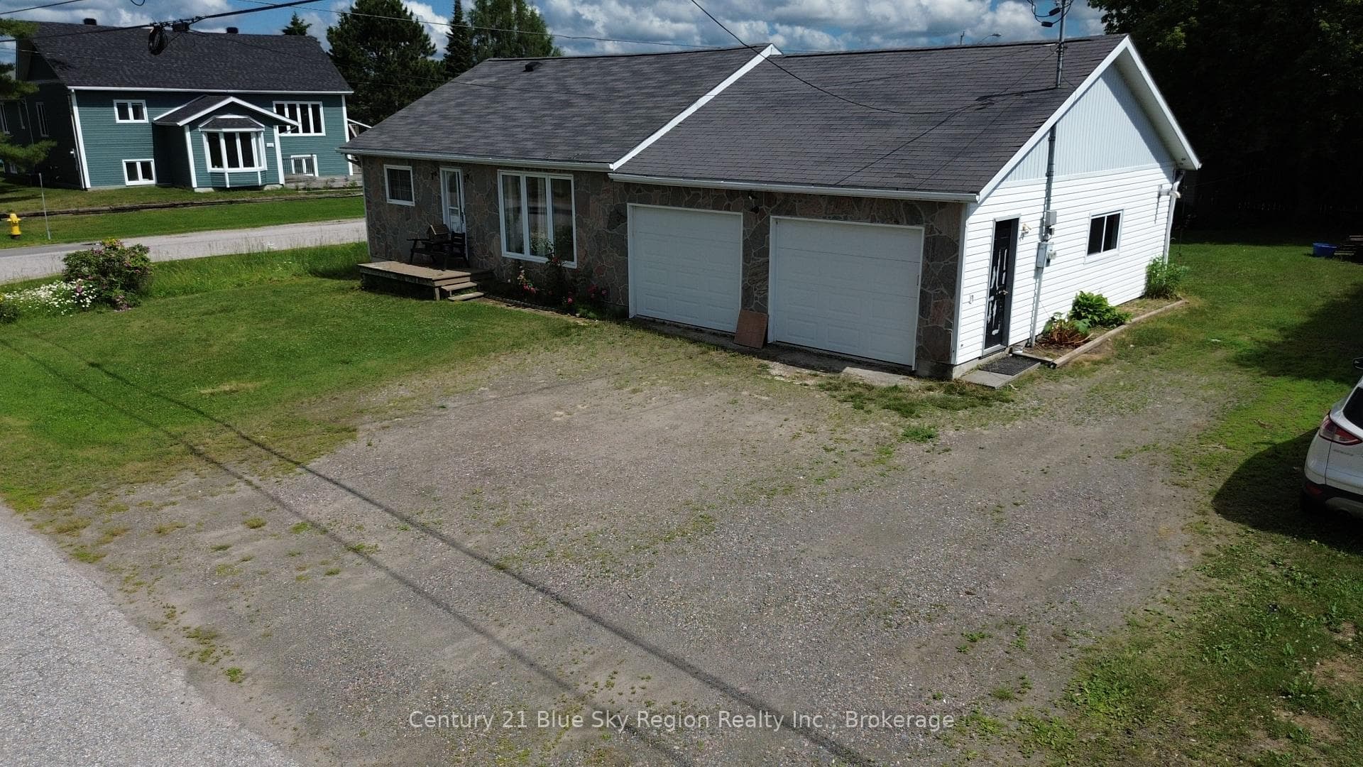 9 Mary Street photo 2