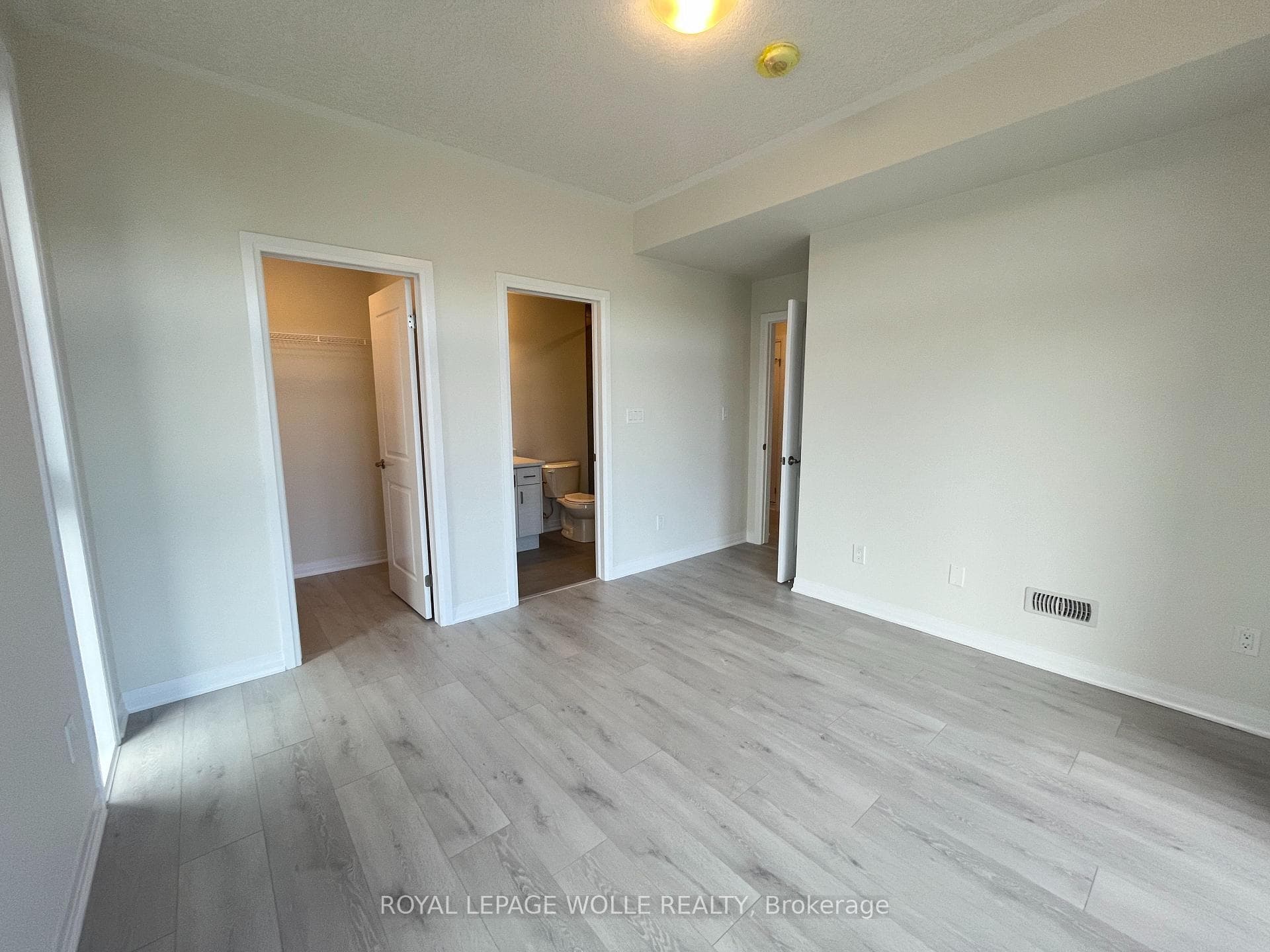 142 Foamflower Place Unit B18 photo 17