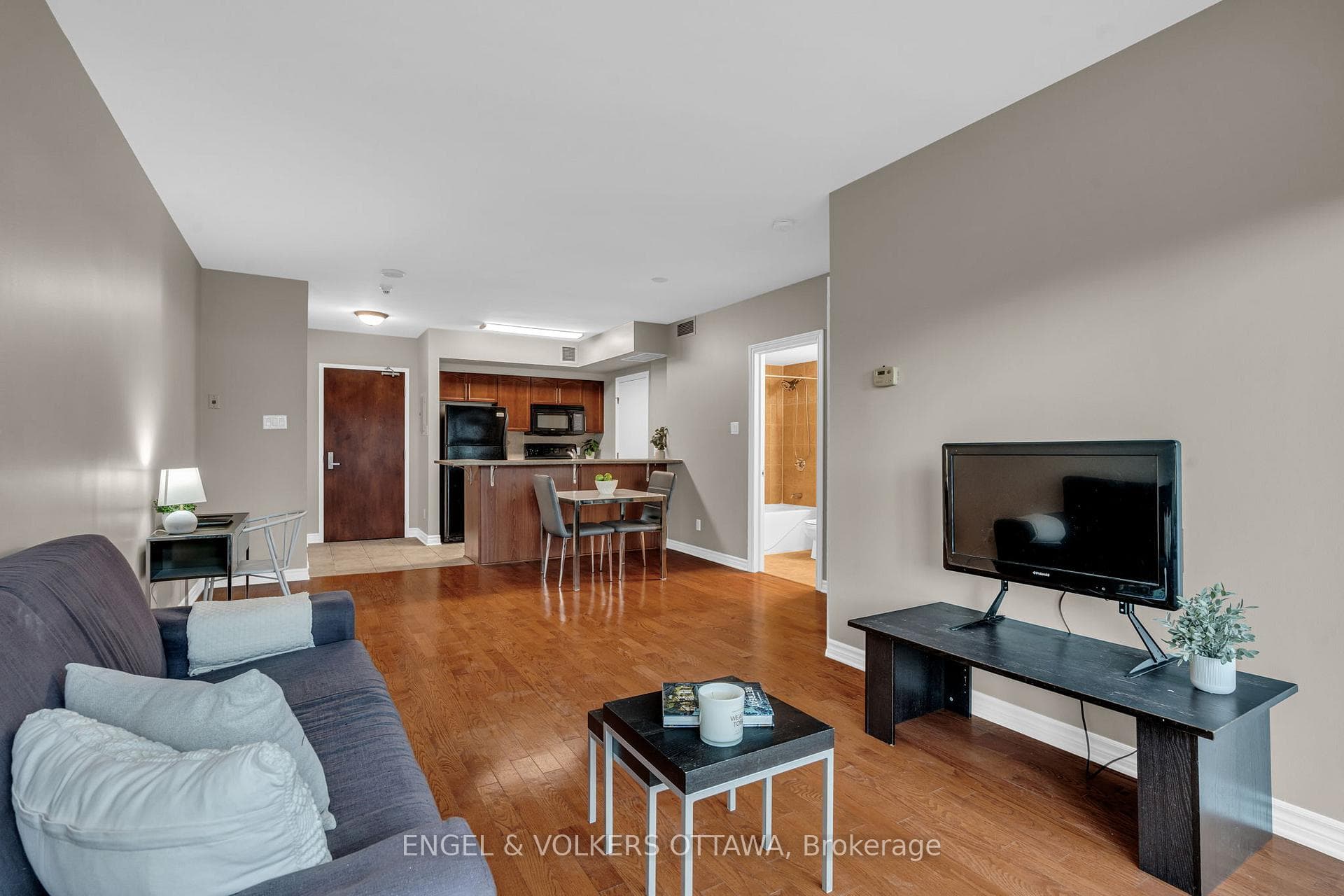 200 Rideau Street Unit 407 photo 15
