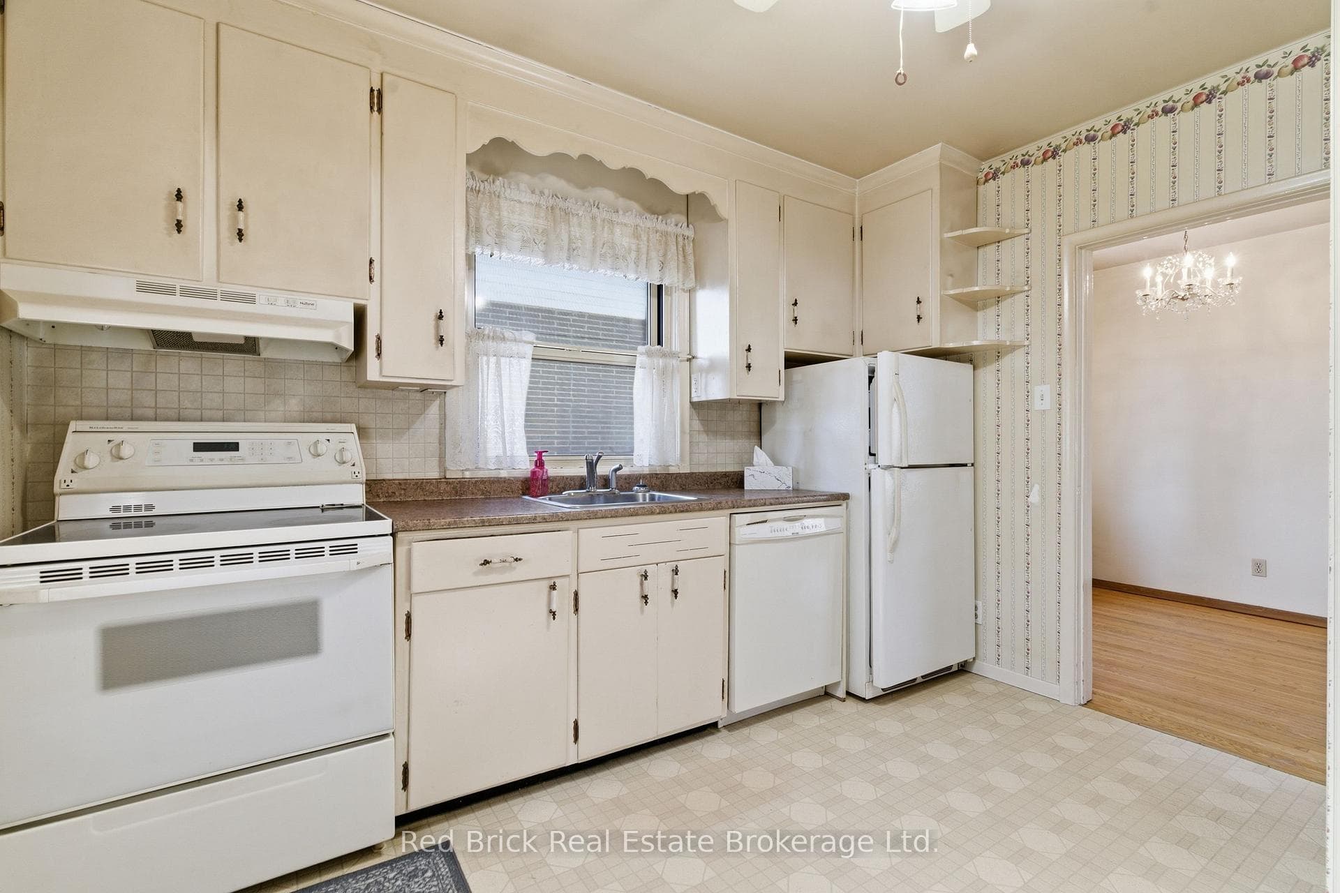 38 Dumbarton Street photo 15