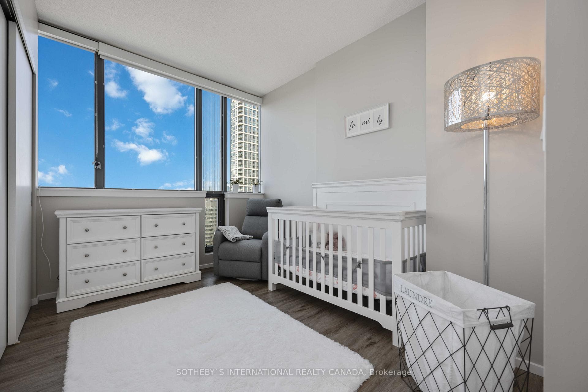 8 Charlotte Street Unit 2402 photo 20
