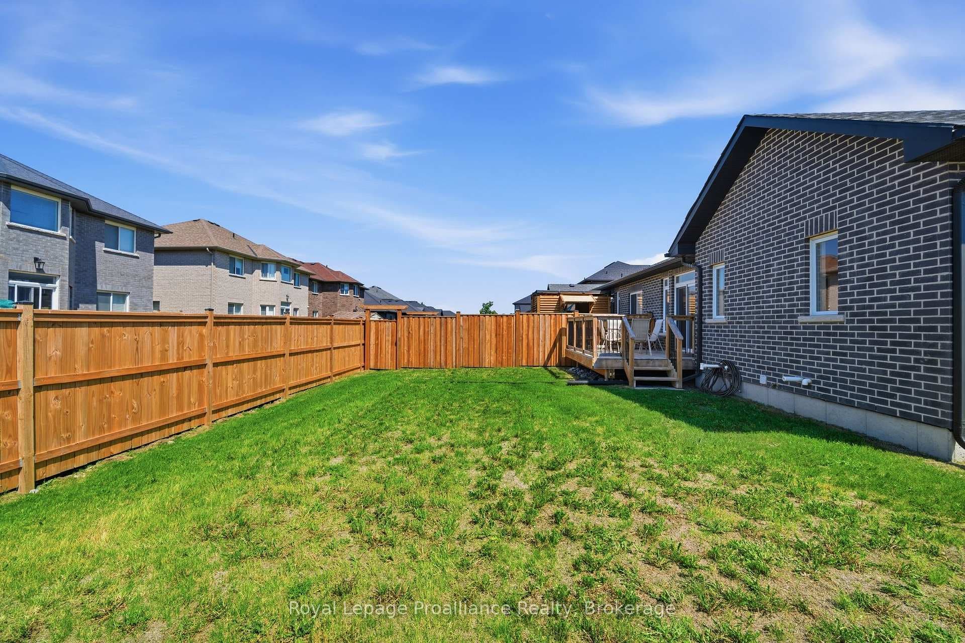 17 RAYCROFT Drive photo 45