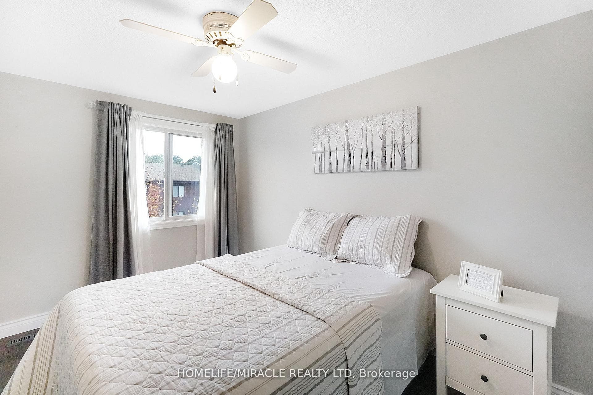 4165 Fieldgate Drive Unit 32 photo 25