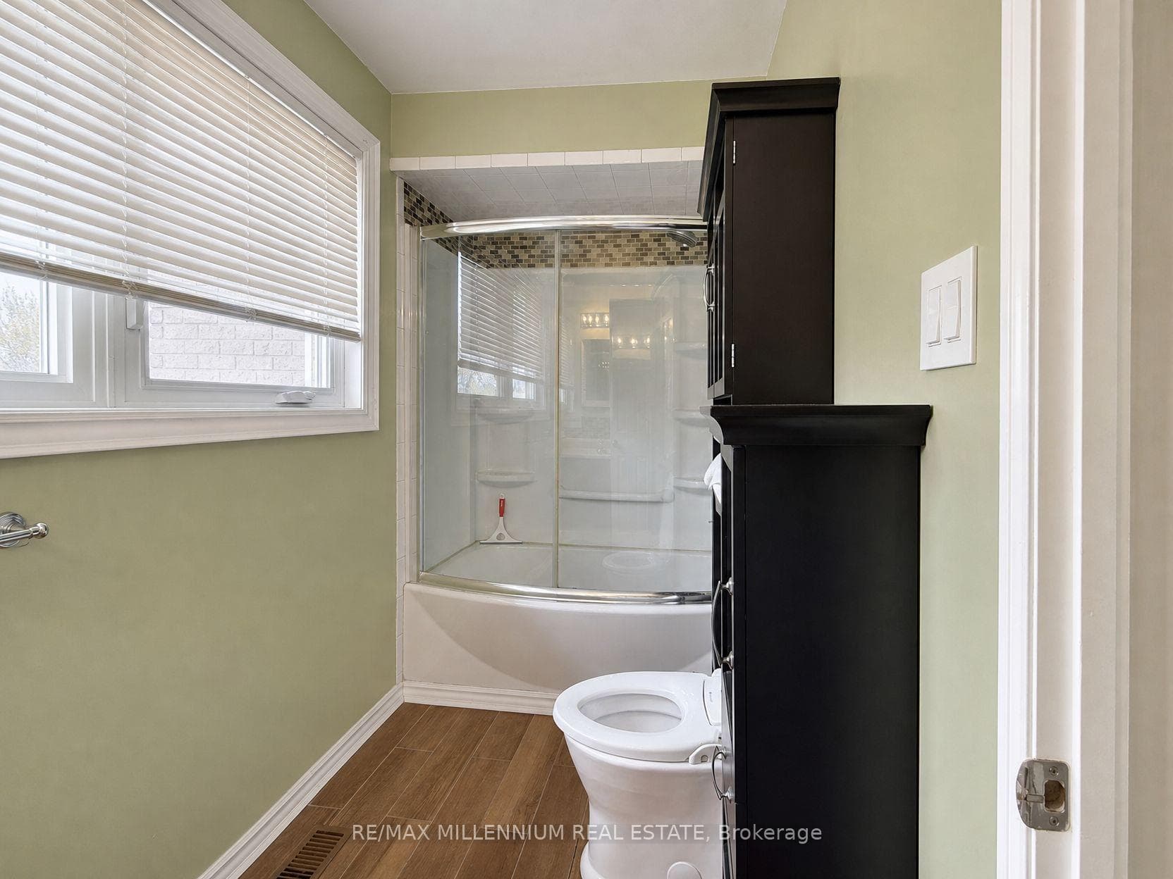 668 Amaretto Avenue photo 19