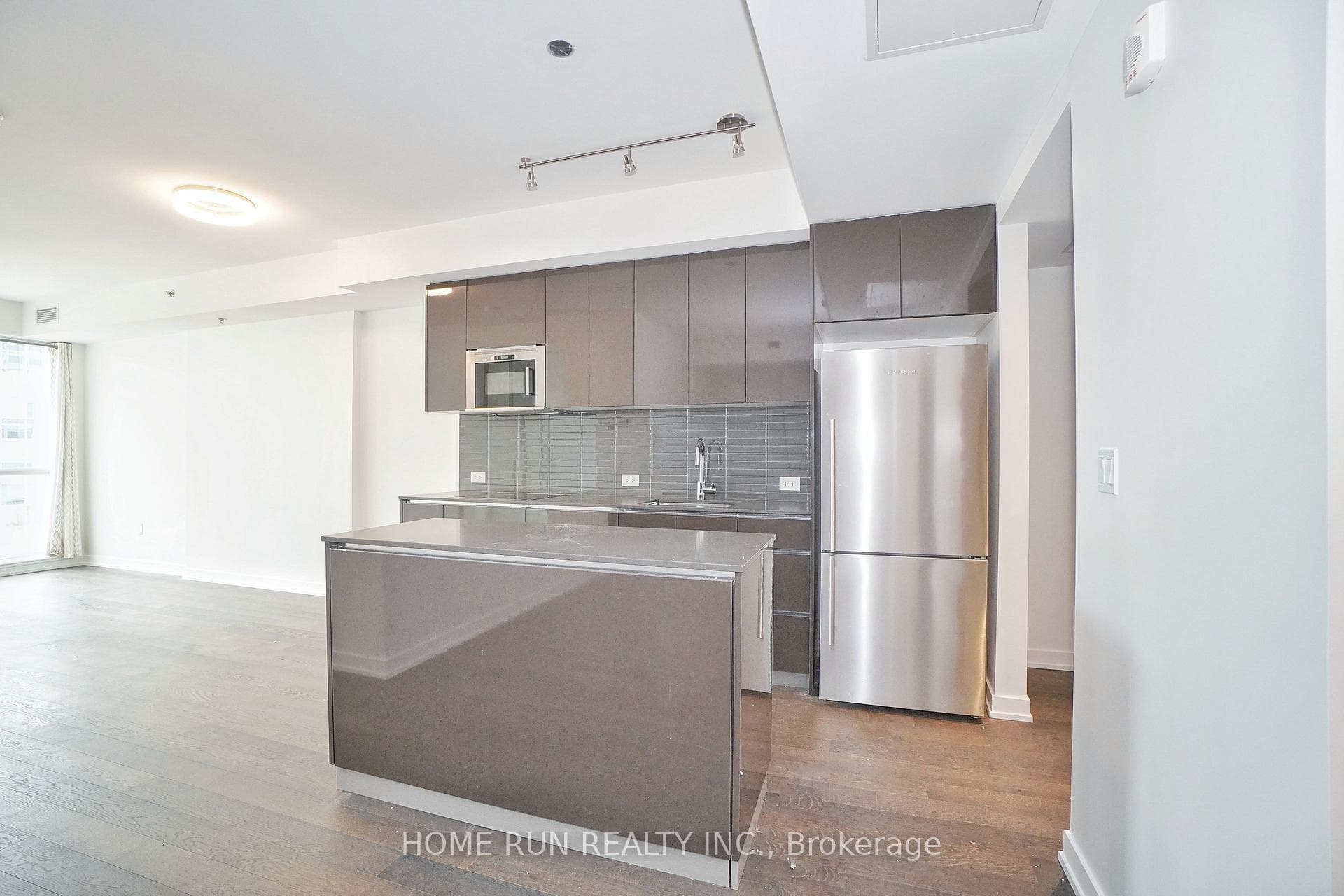 199 SLATER Street Unit 601 photo 6