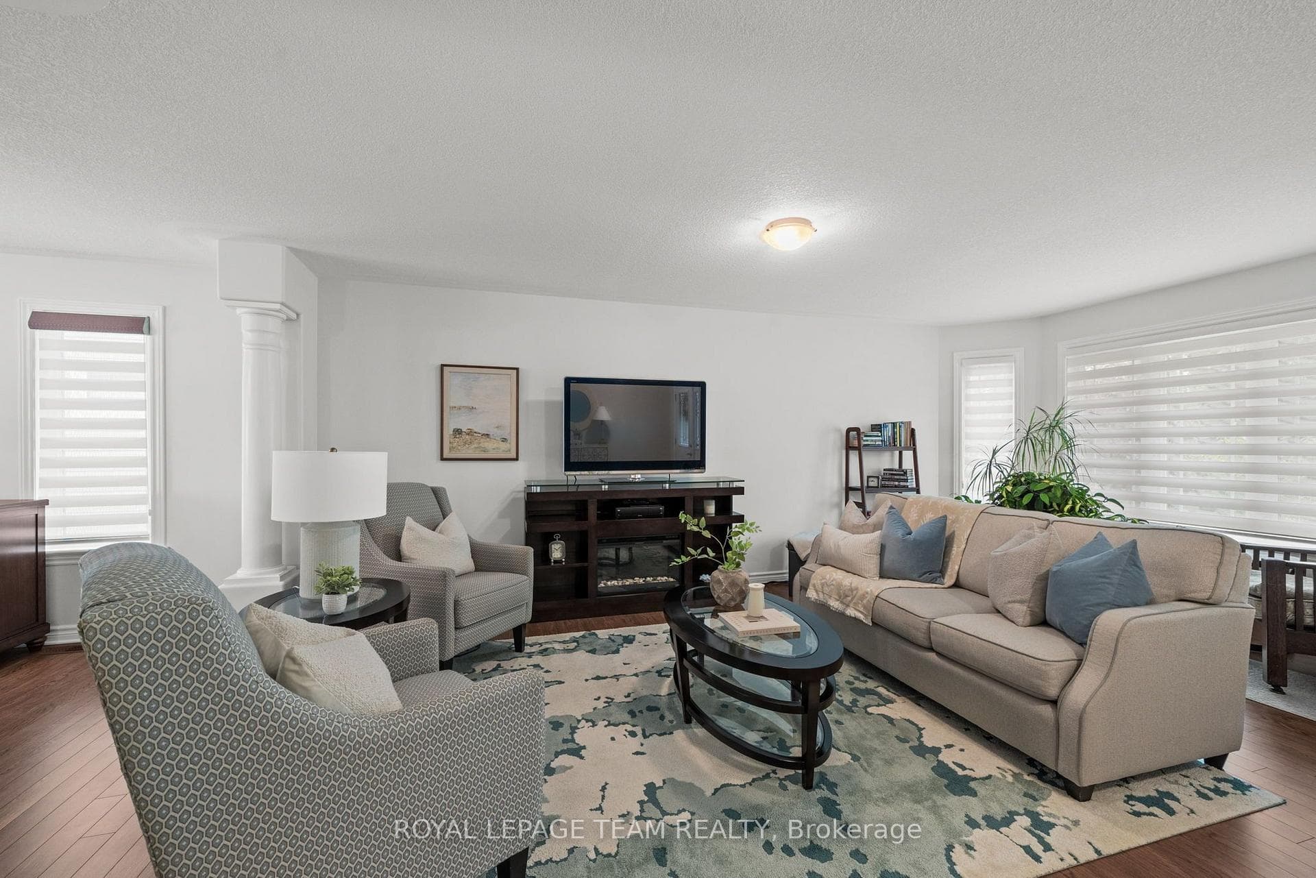 2941 Wellington Road photo 10