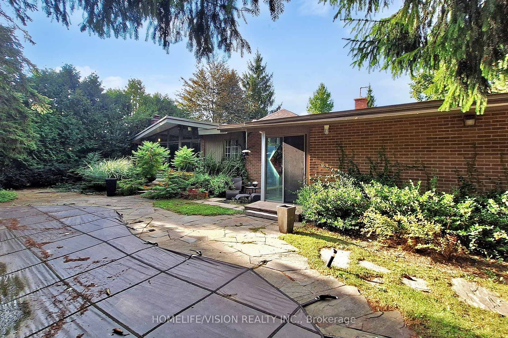 135 Patricia Drive photo 33