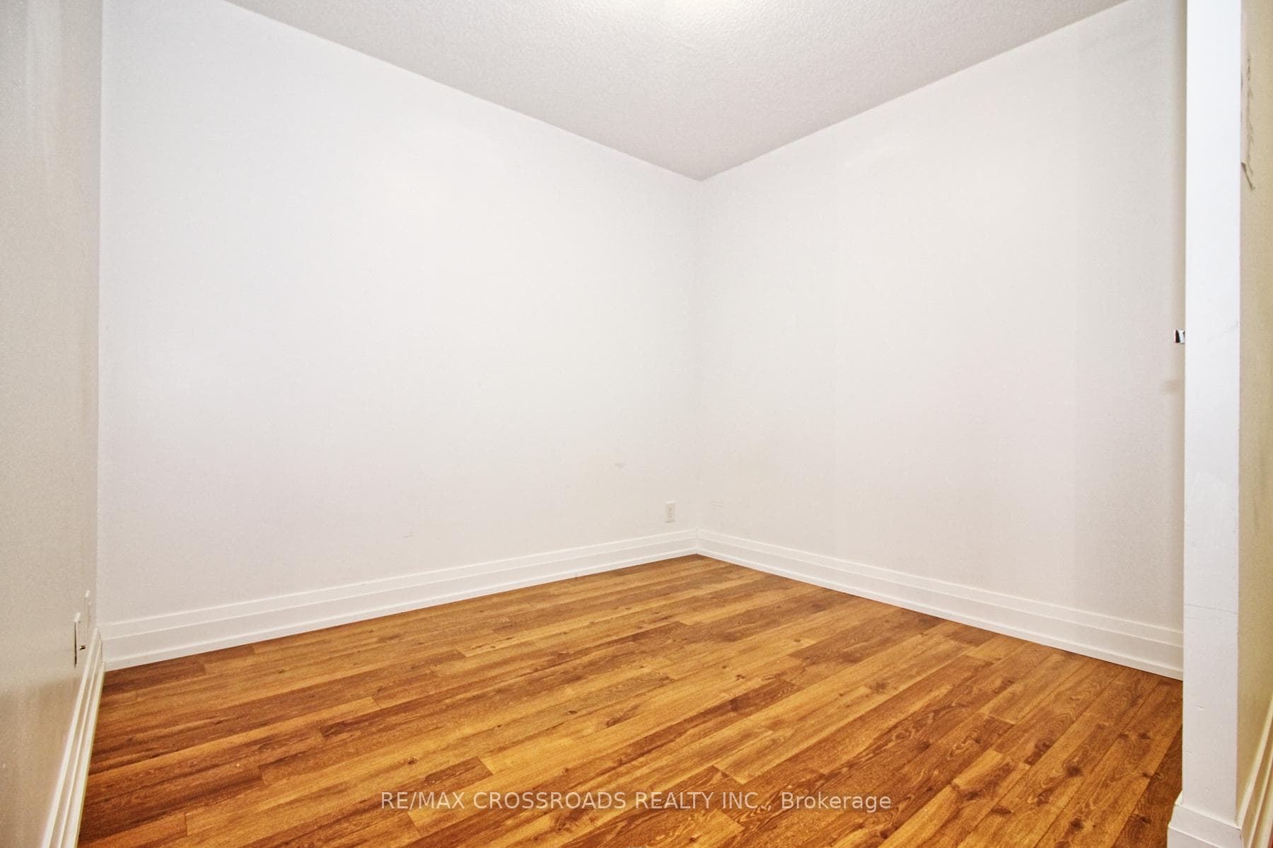 1 De Boers Drive Unit 615 photo 7
