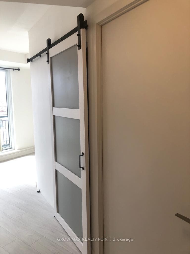 90 Glen Everest Road Unit 326 photo 4