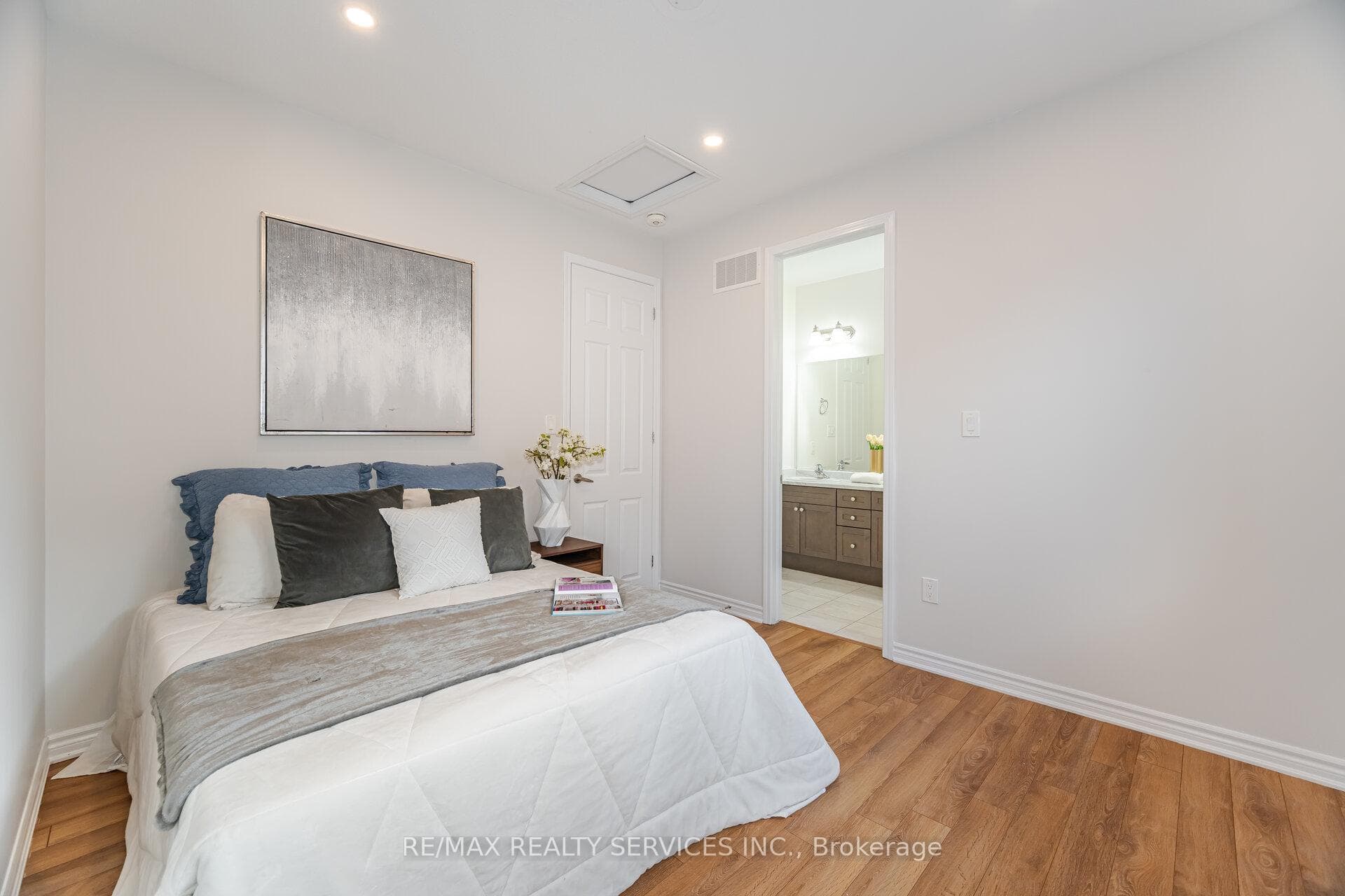 34 Jemima Road photo 33