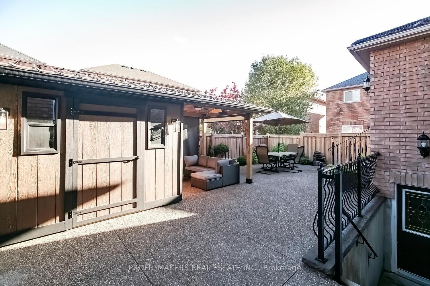 7 Lena Gate photo 34