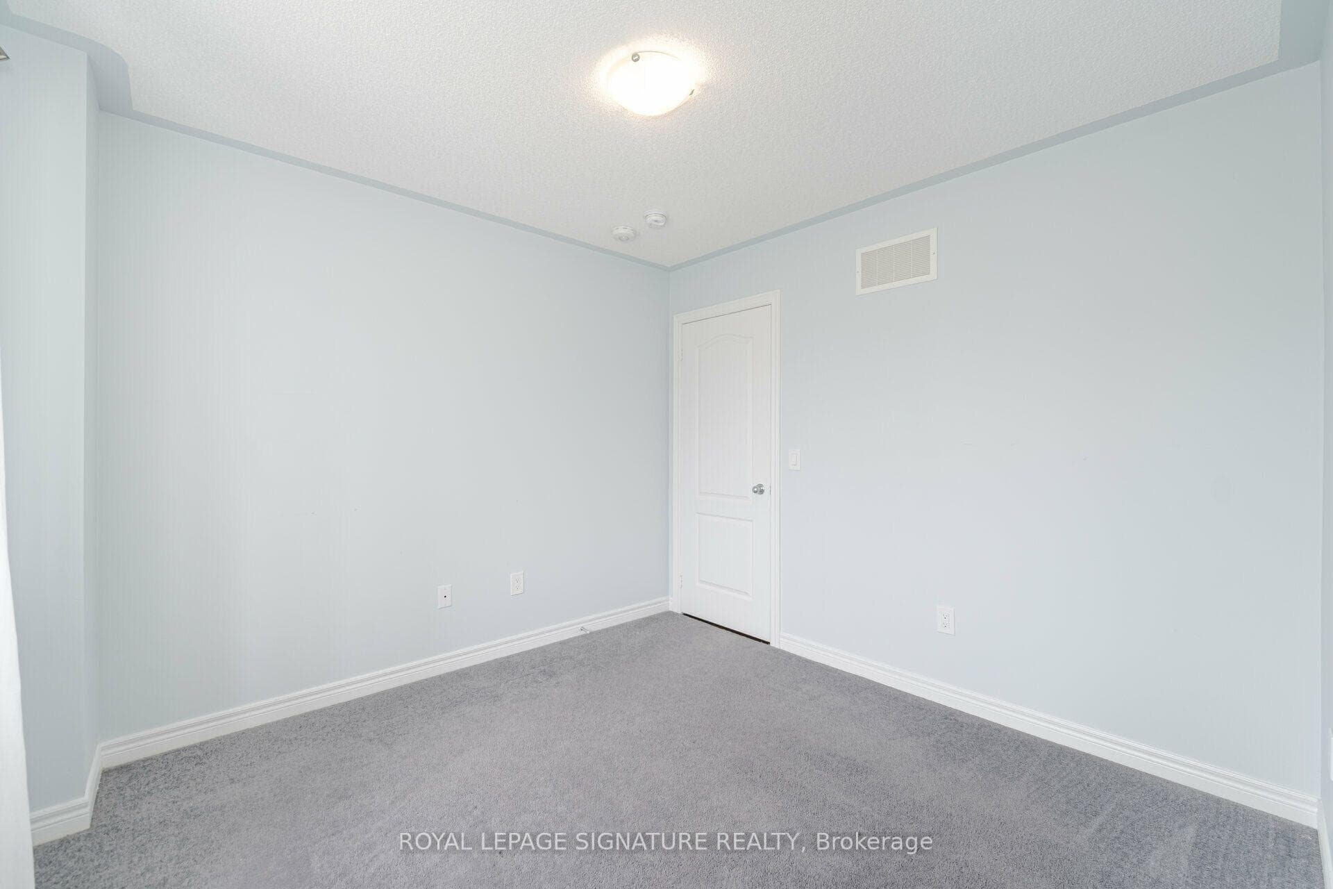 159 Bronson Terrace photo 29