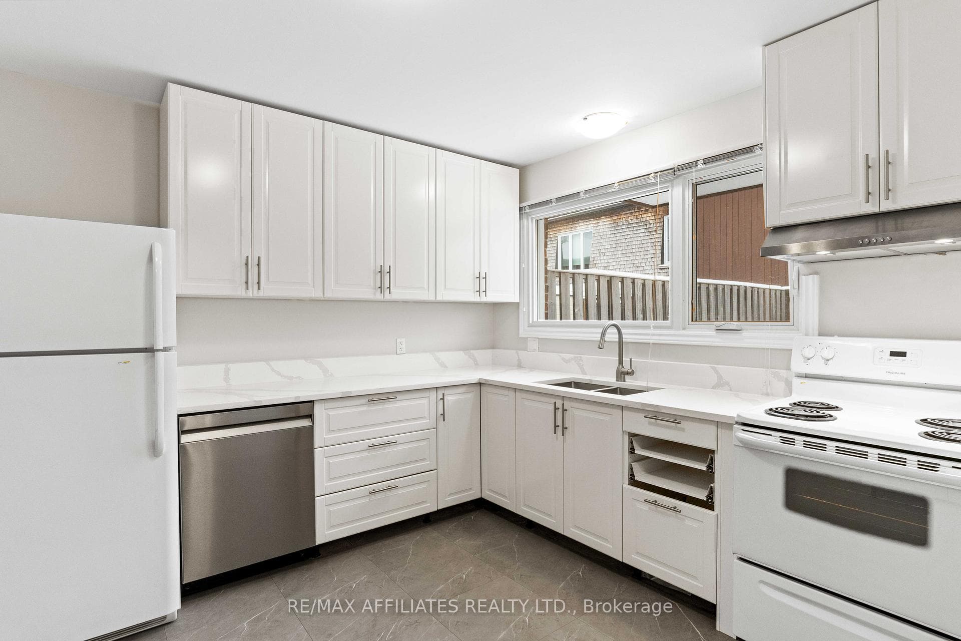 14 Ridgewood Avenue Unit 771B photo 14