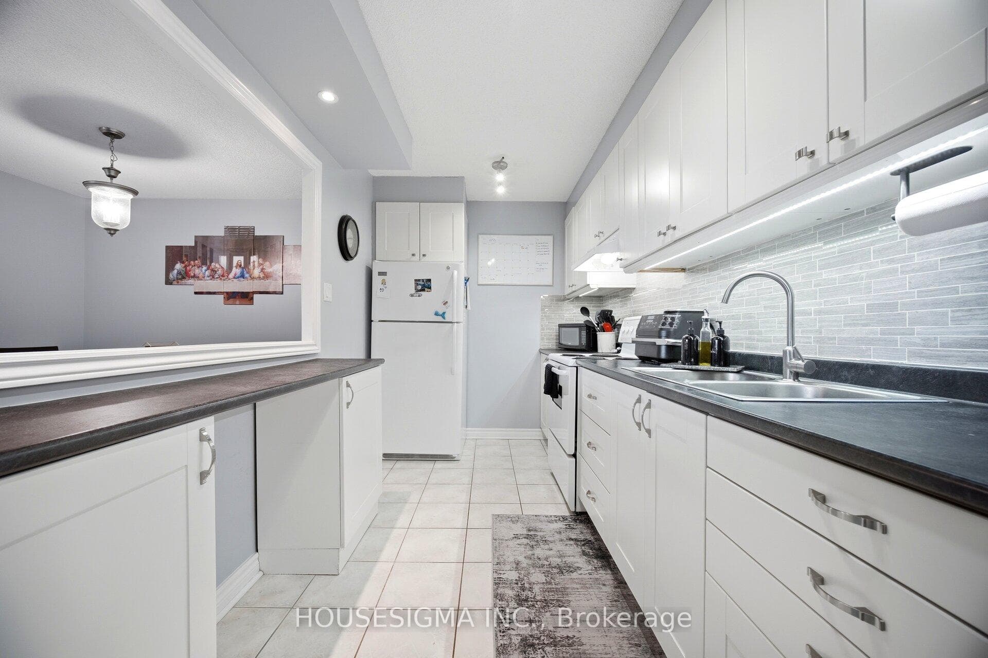 2929 Aquitaine Avenue Unit 408 photo 10