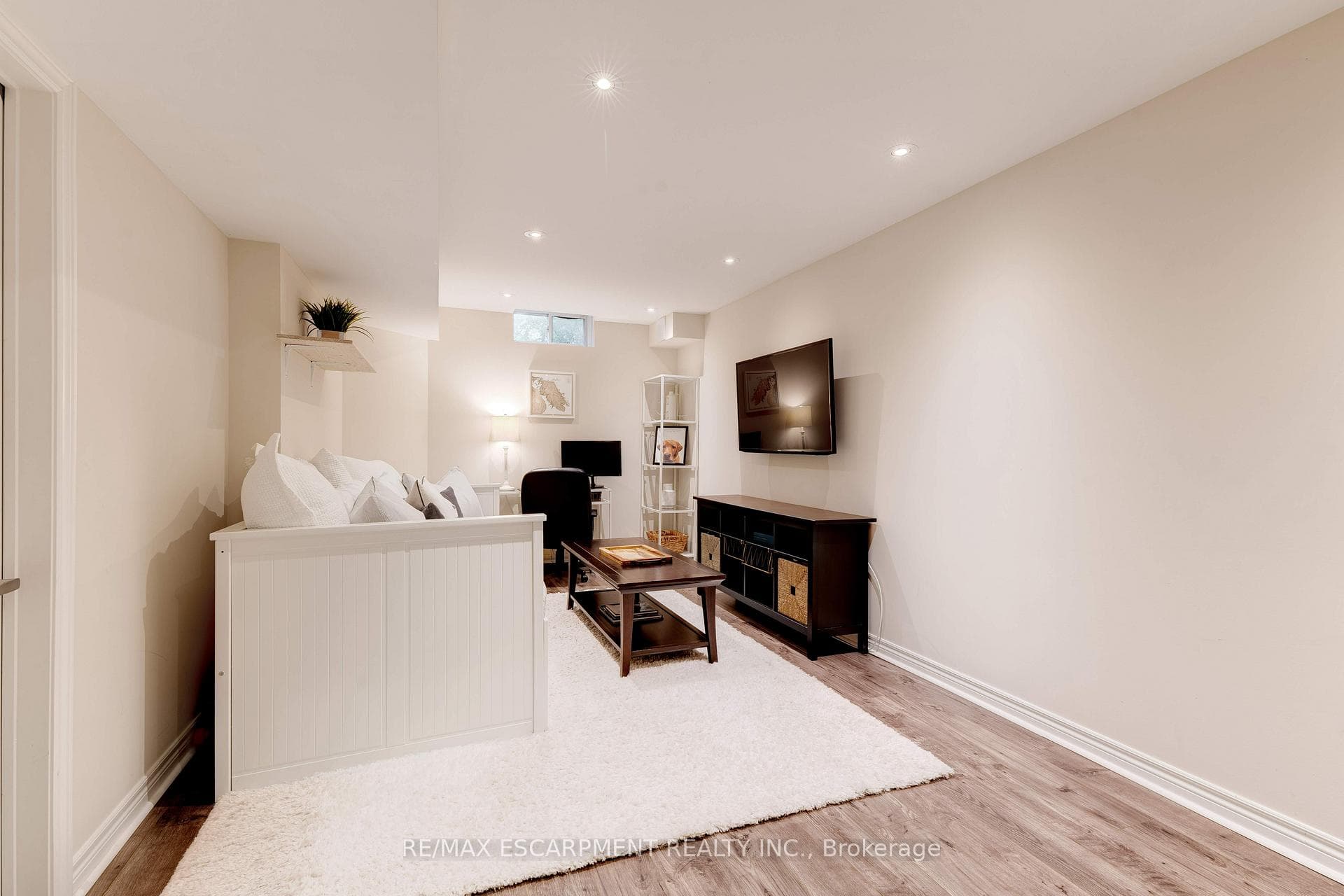 5647 Stella Lane photo 30