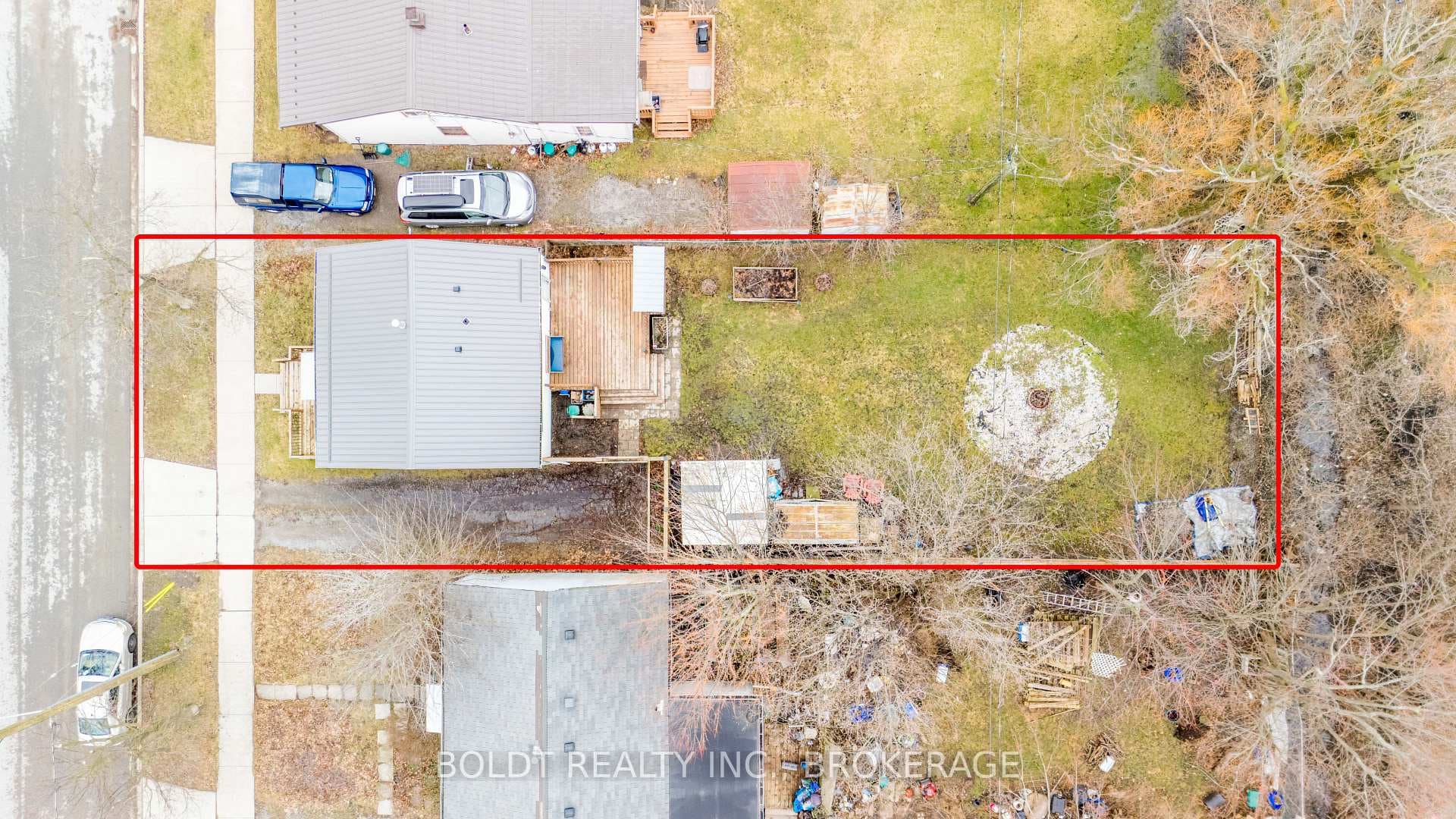 5 Nelles Road photo 15